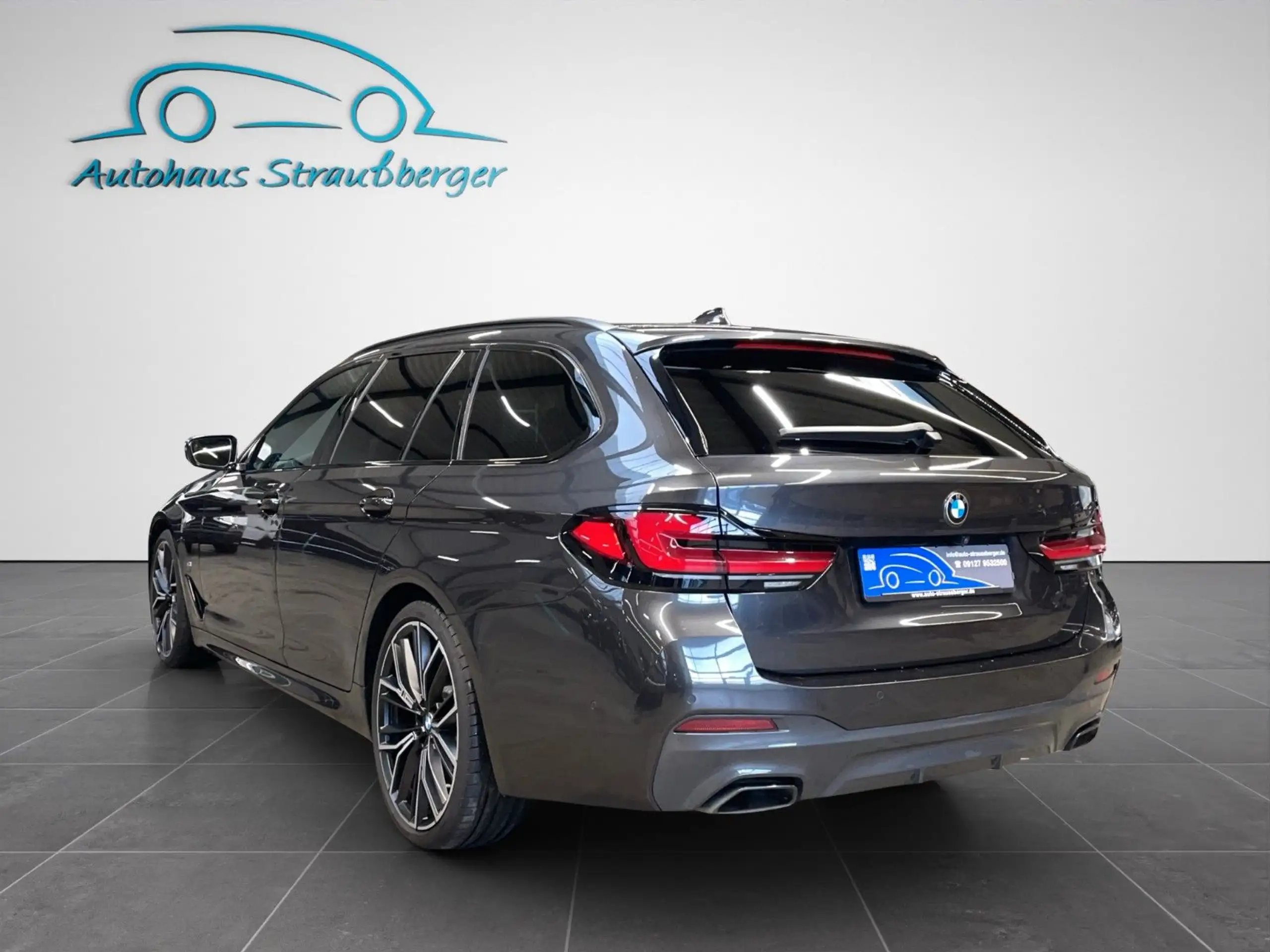 BMW - 530