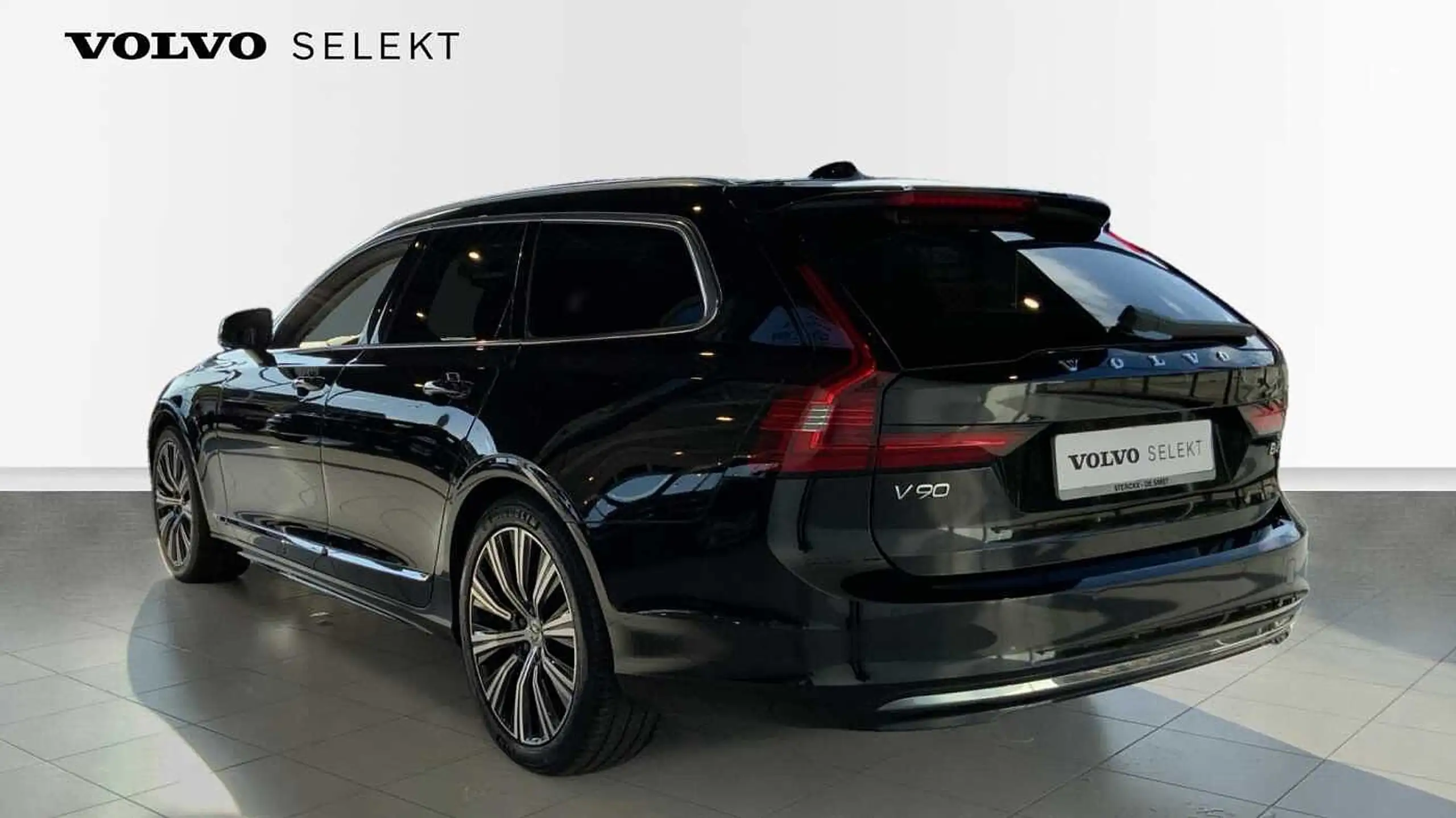 Volvo - V90