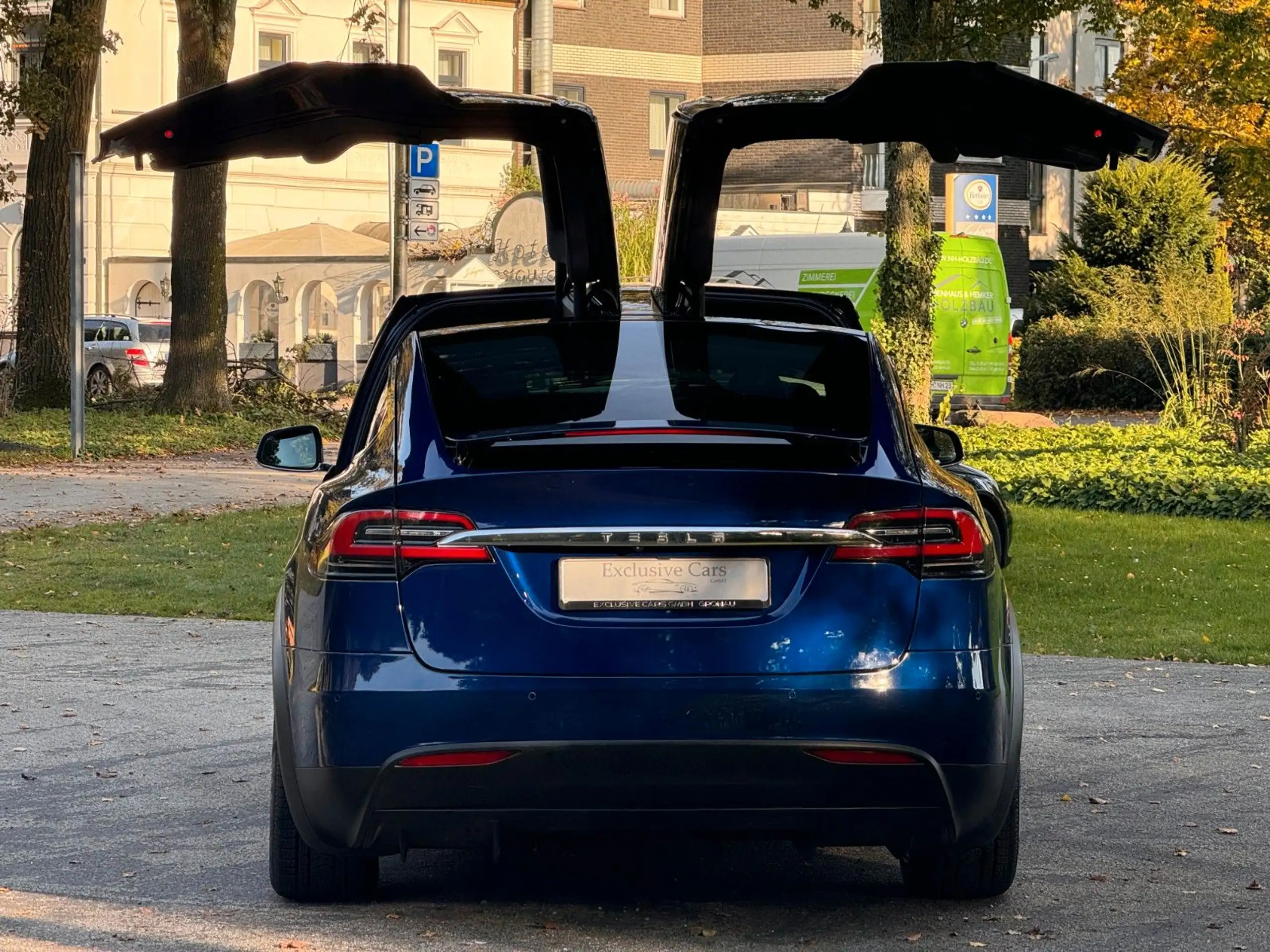 Tesla - Model X