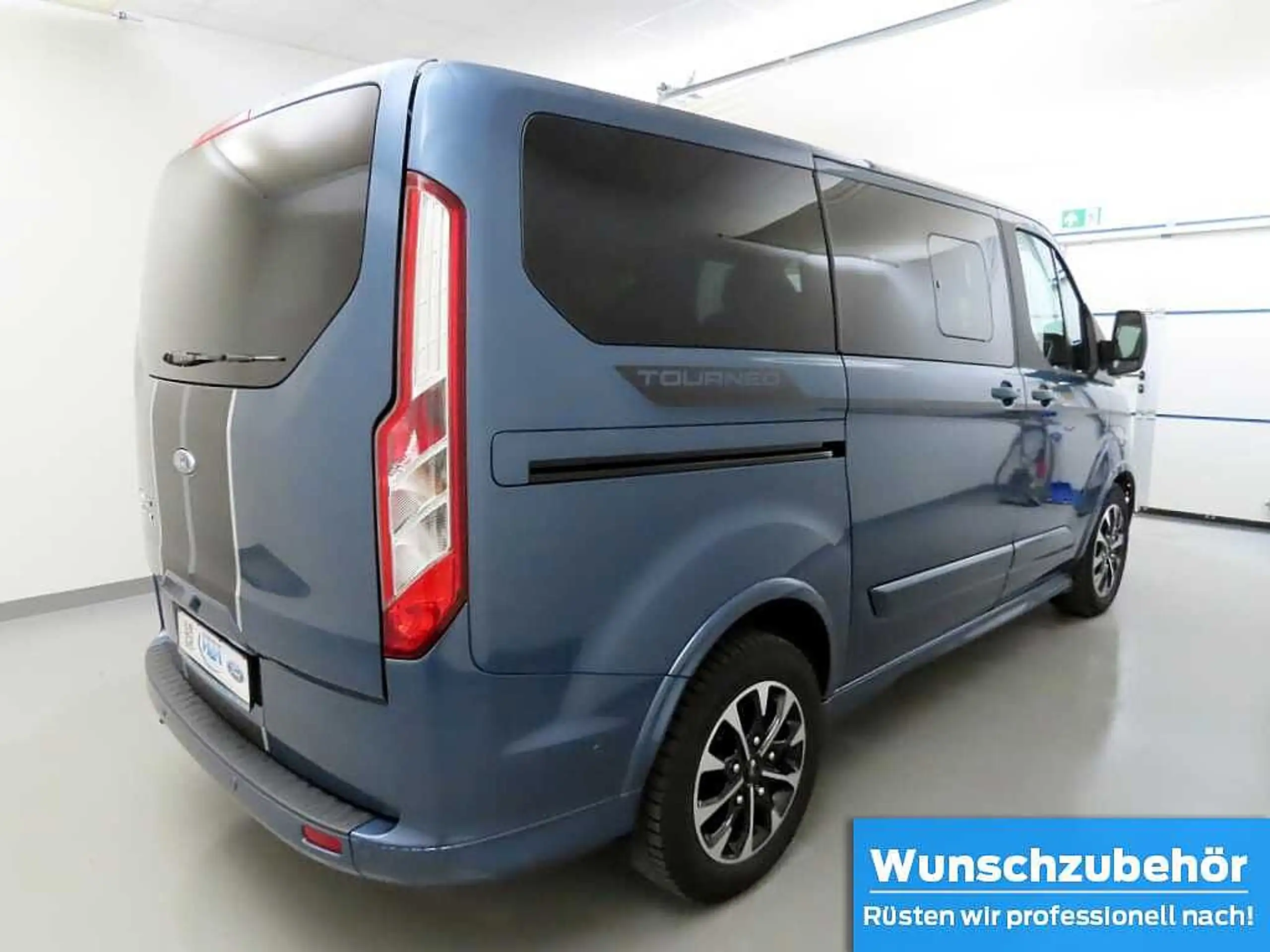 Ford - Tourneo Custom