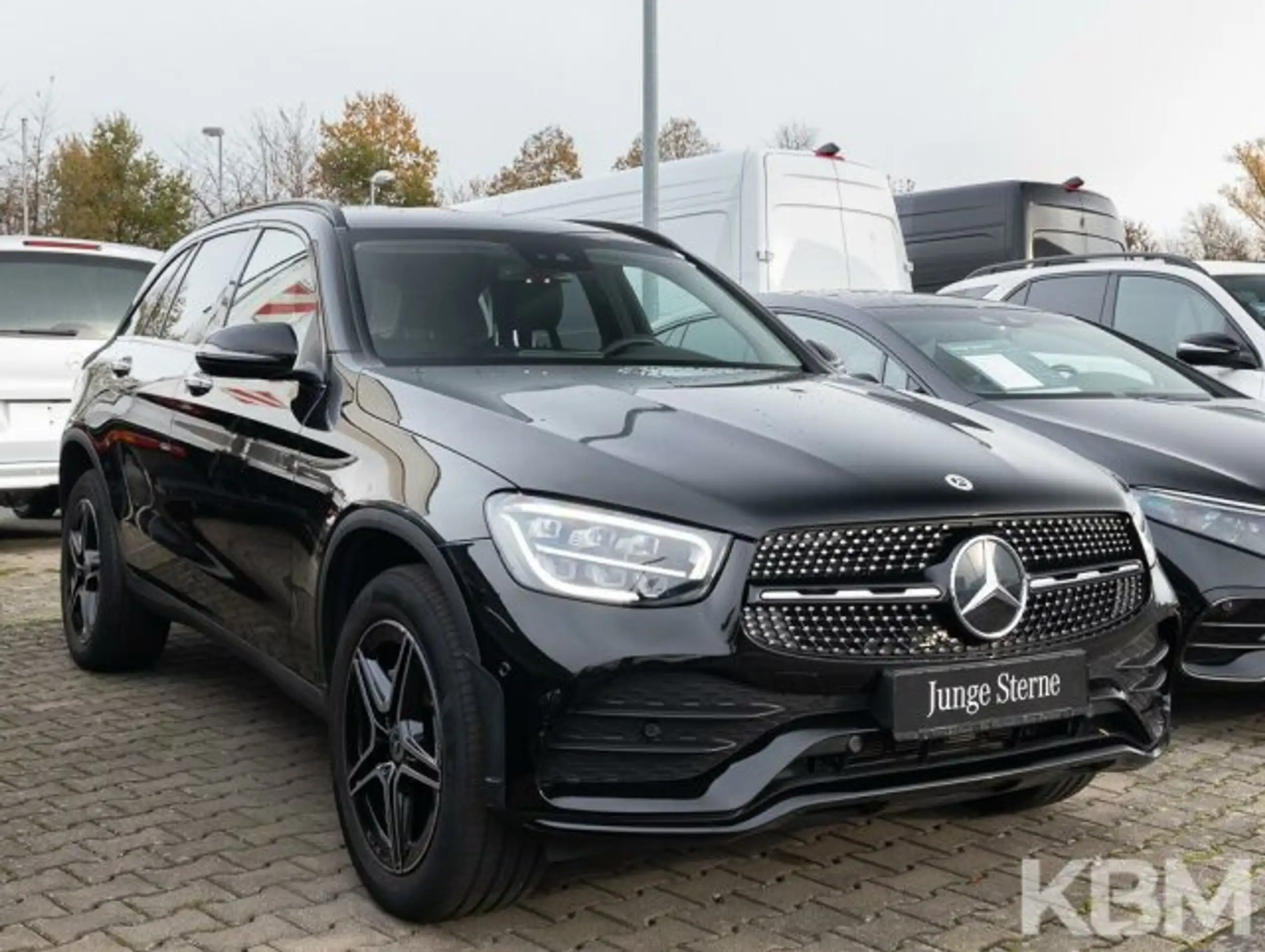 Mercedes-Benz - GLC 300