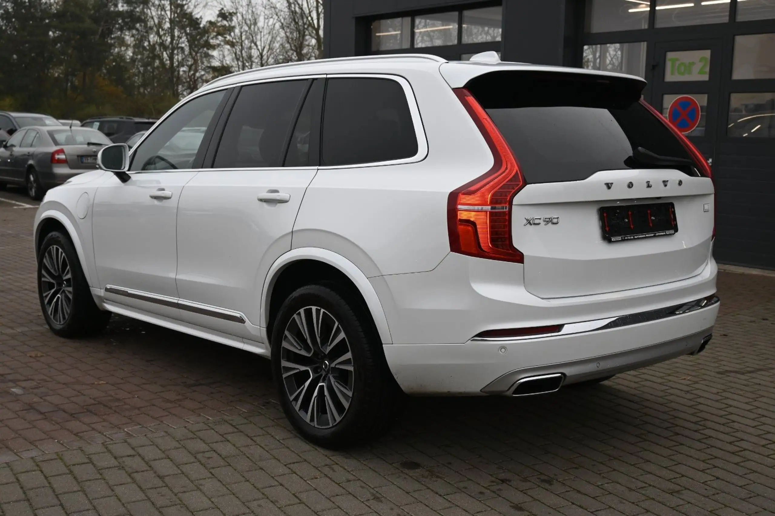 Volvo - XC90