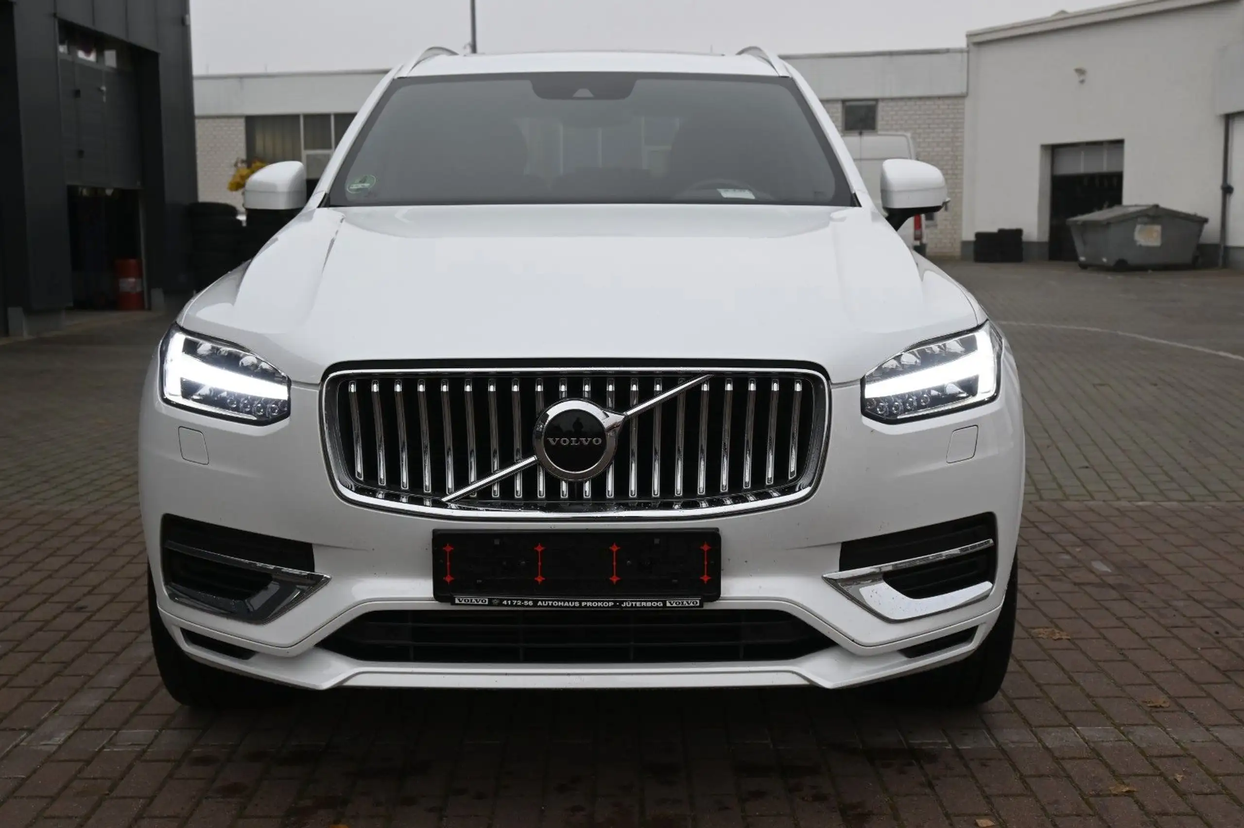 Volvo - XC90