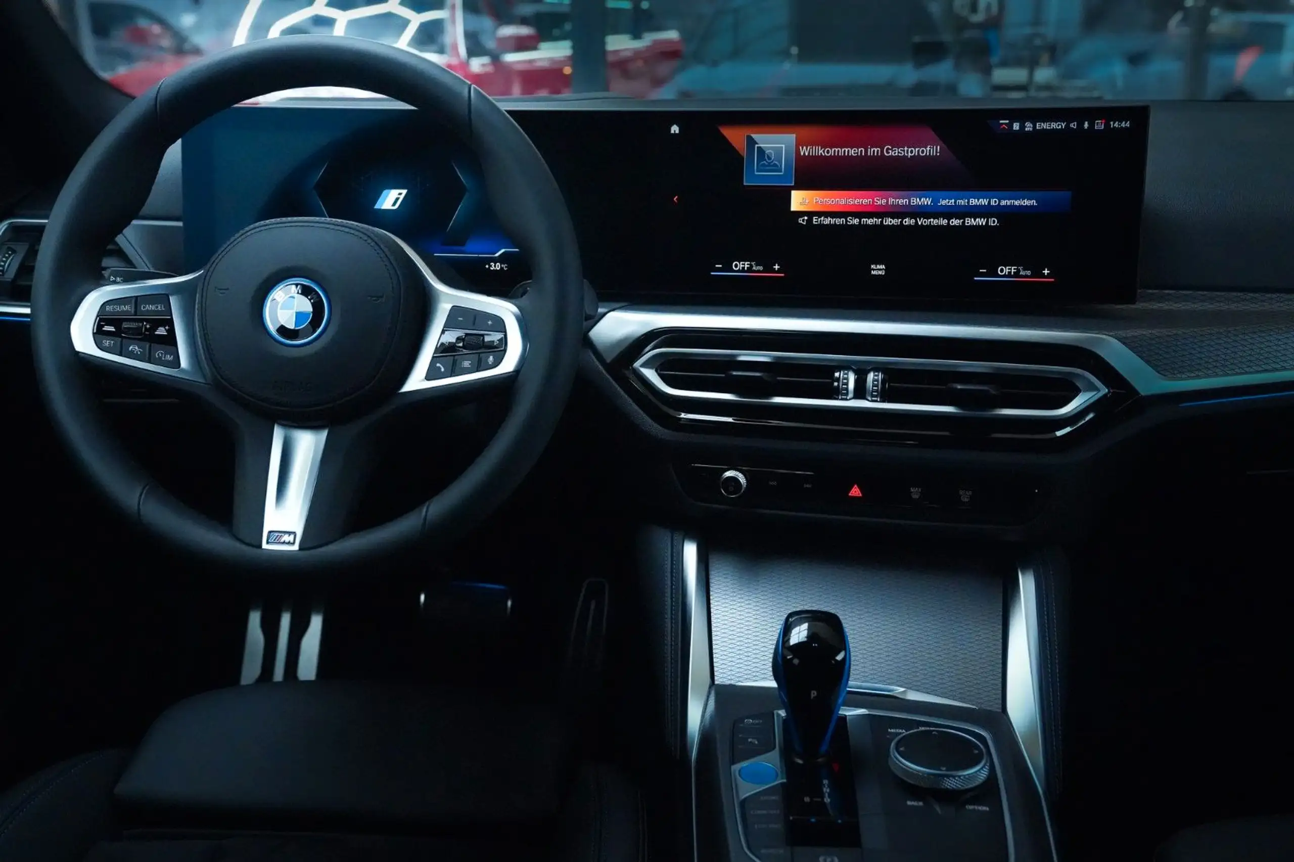 BMW - i4