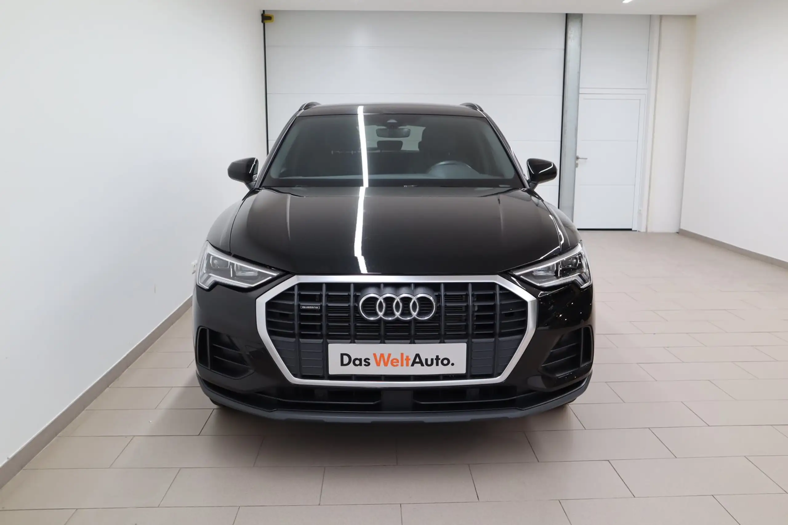 Audi - Q3