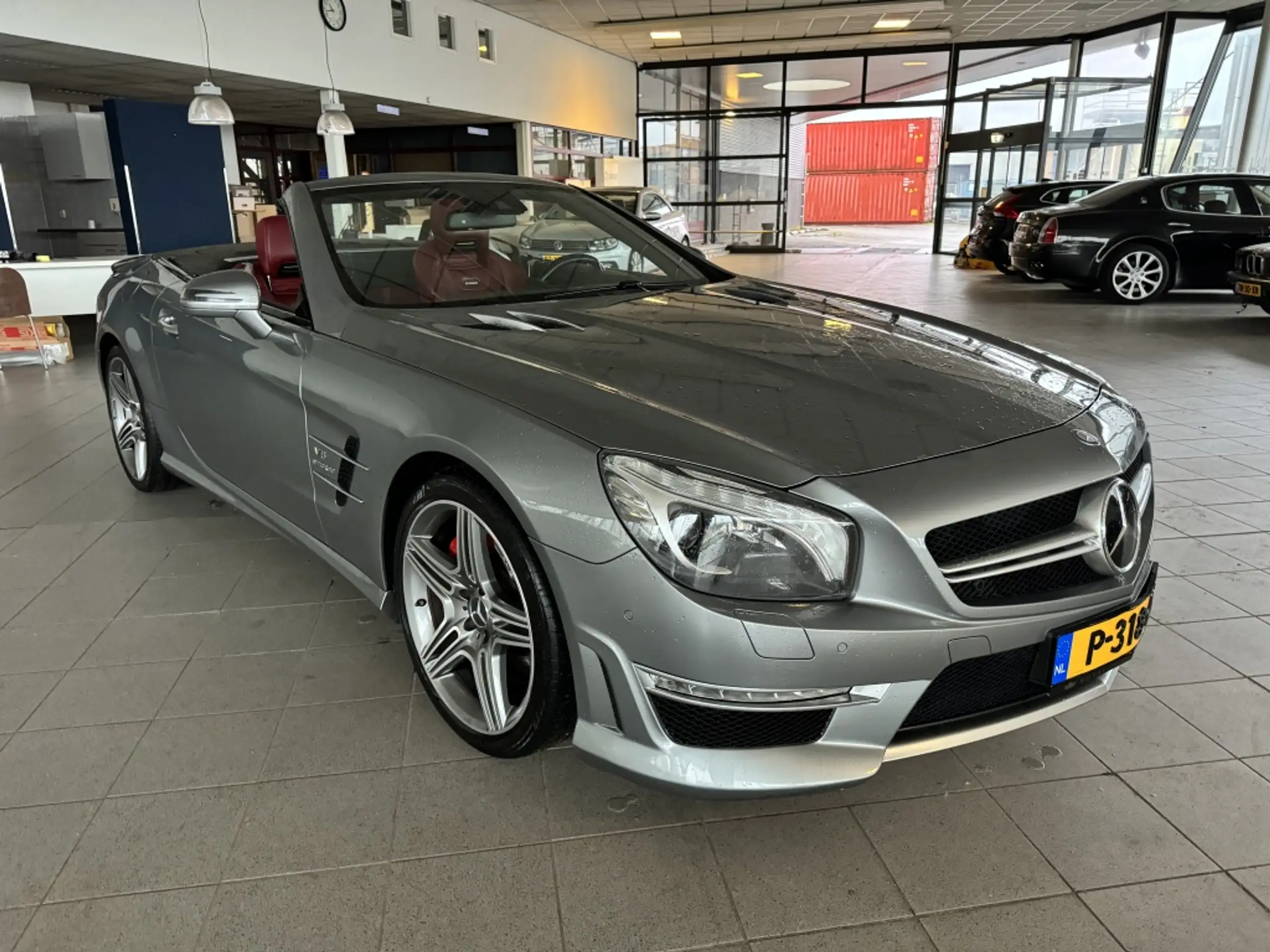 Mercedes-Benz - SL 63 AMG