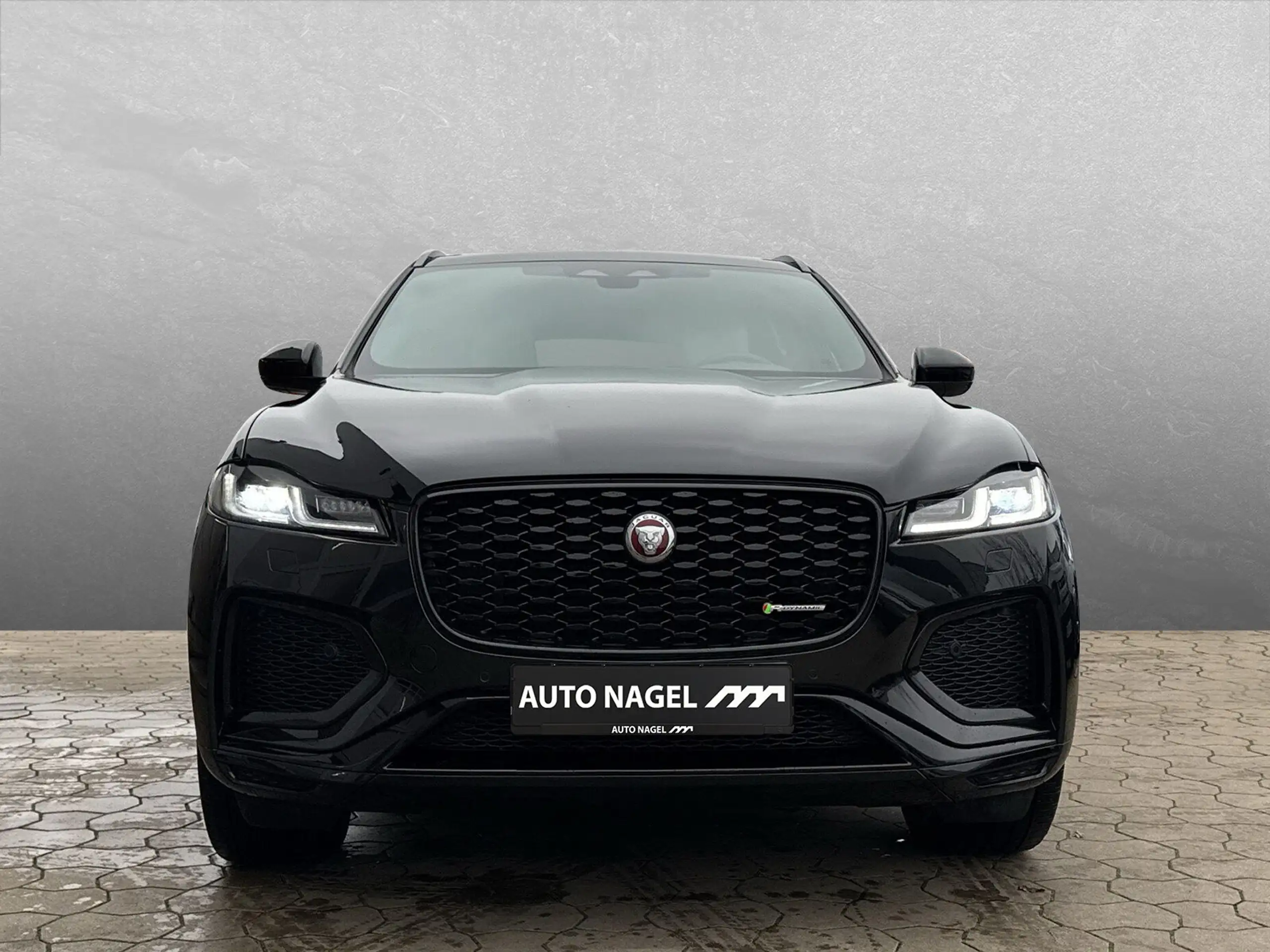 Jaguar - F-Pace