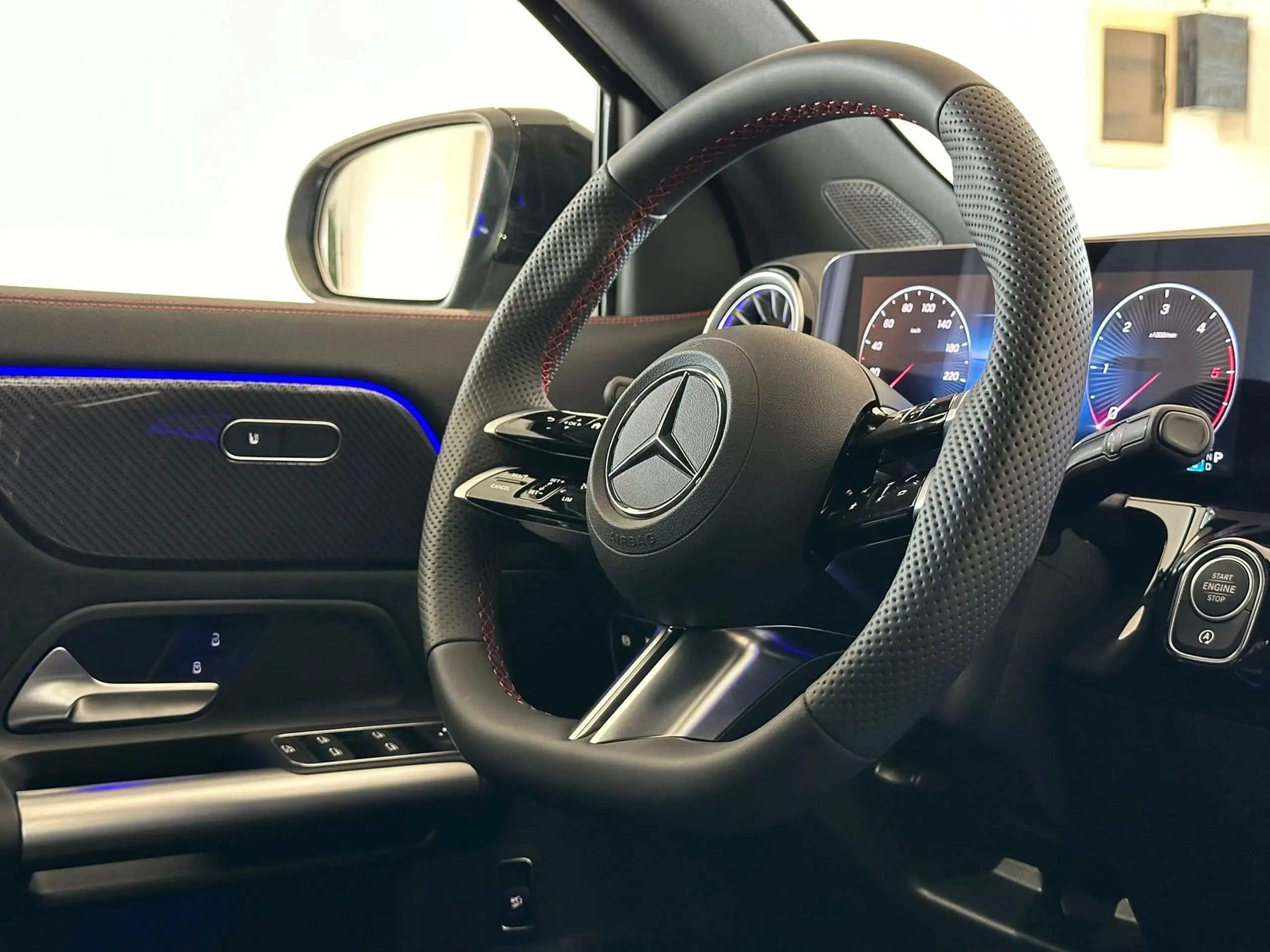 Mercedes-Benz - GLA 200