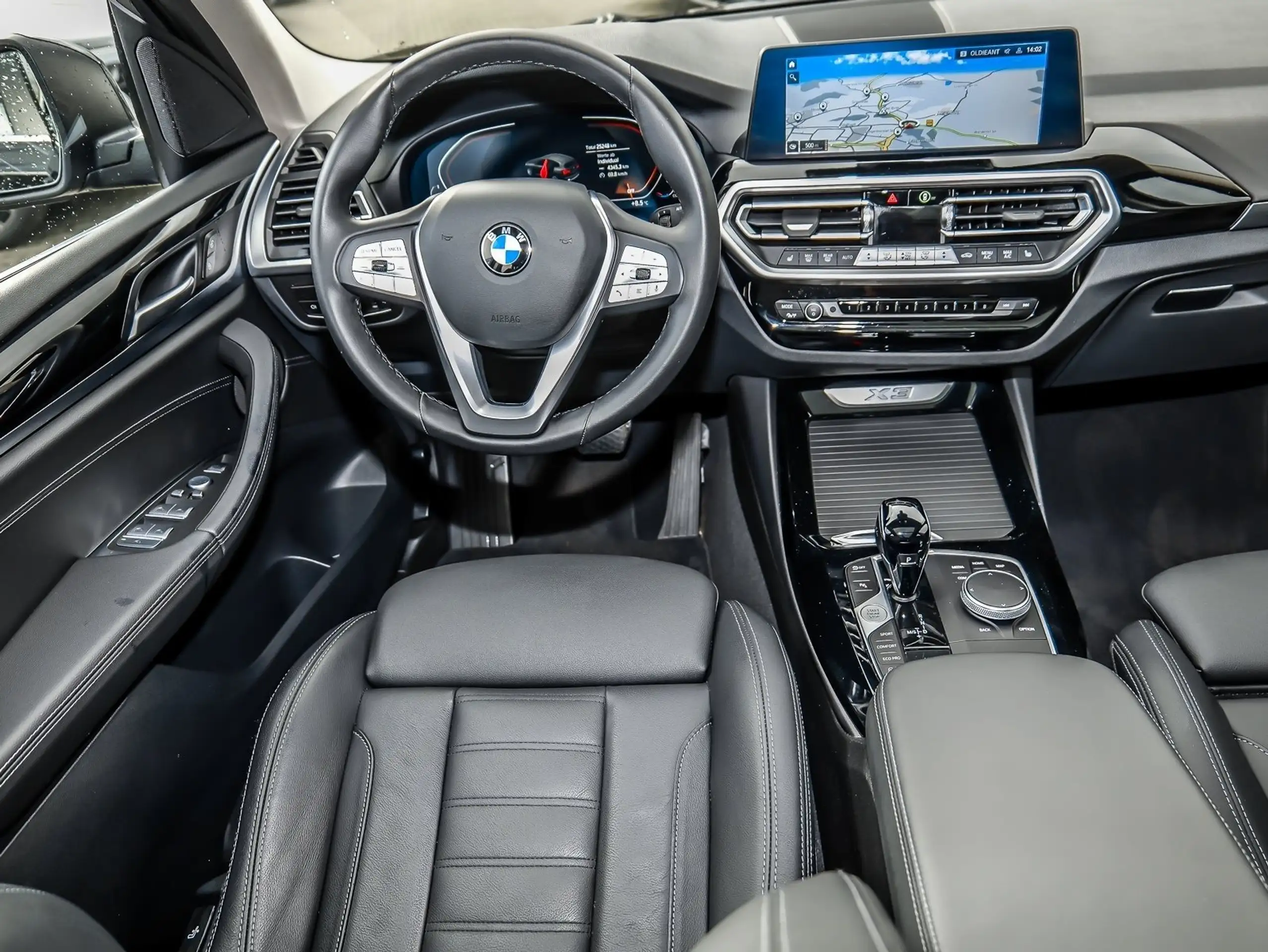 BMW - X3