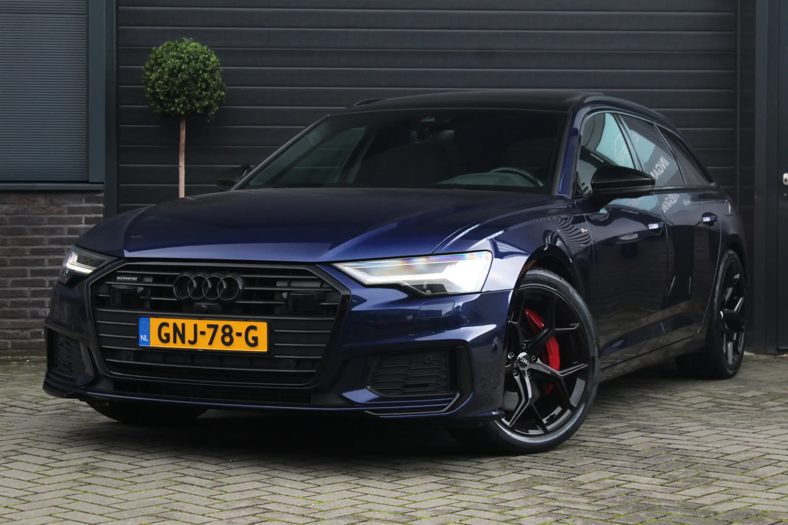 Audi - A6