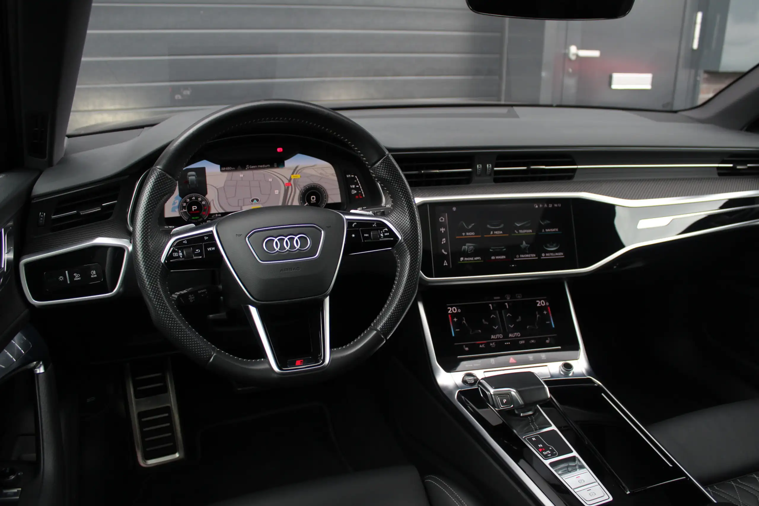 Audi - A6