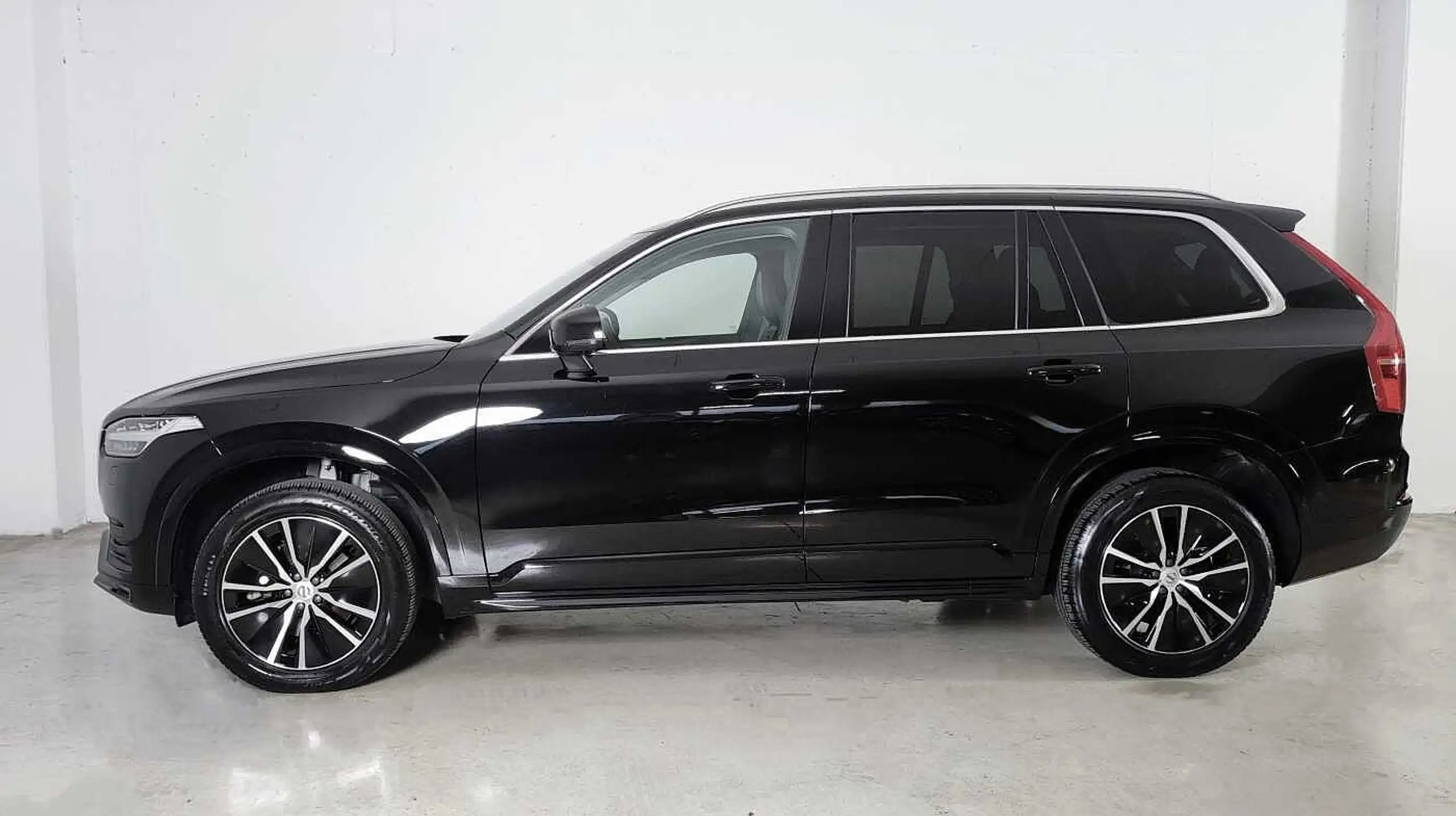 Volvo - XC90