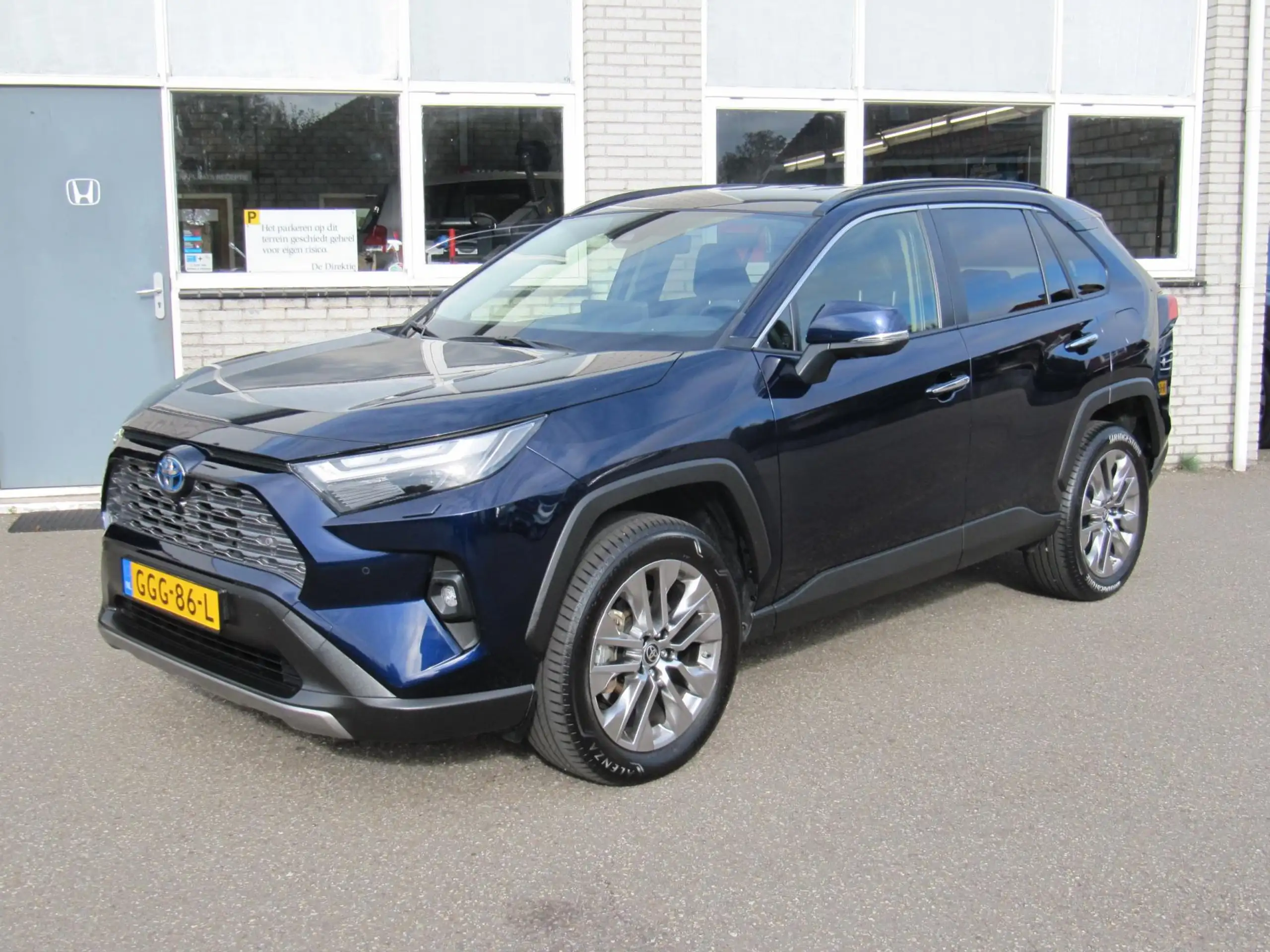 Toyota - RAV 4