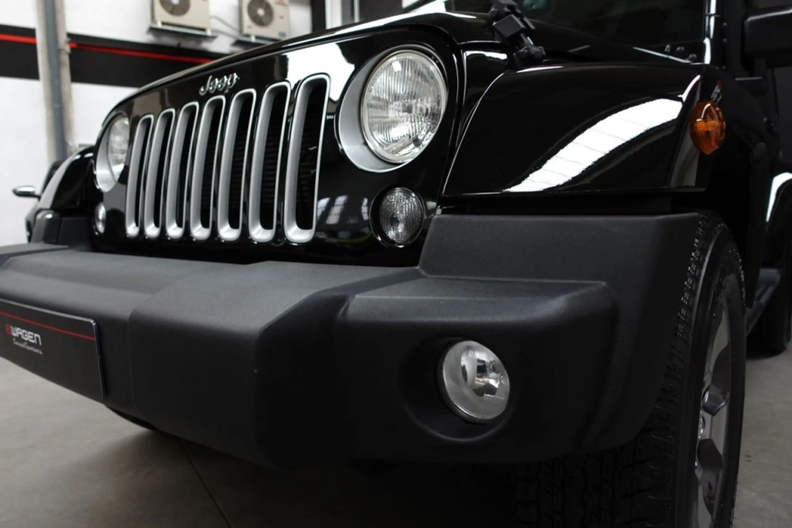 Jeep - Wrangler