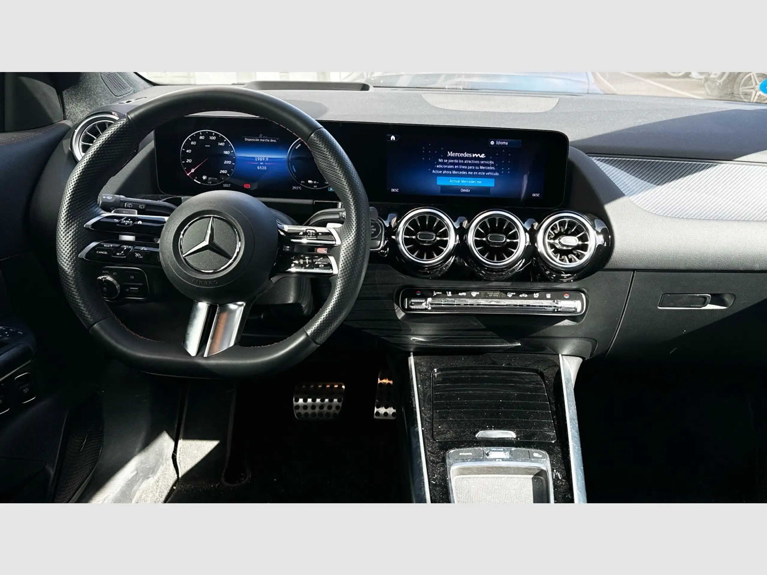 Mercedes-Benz - GLA 250