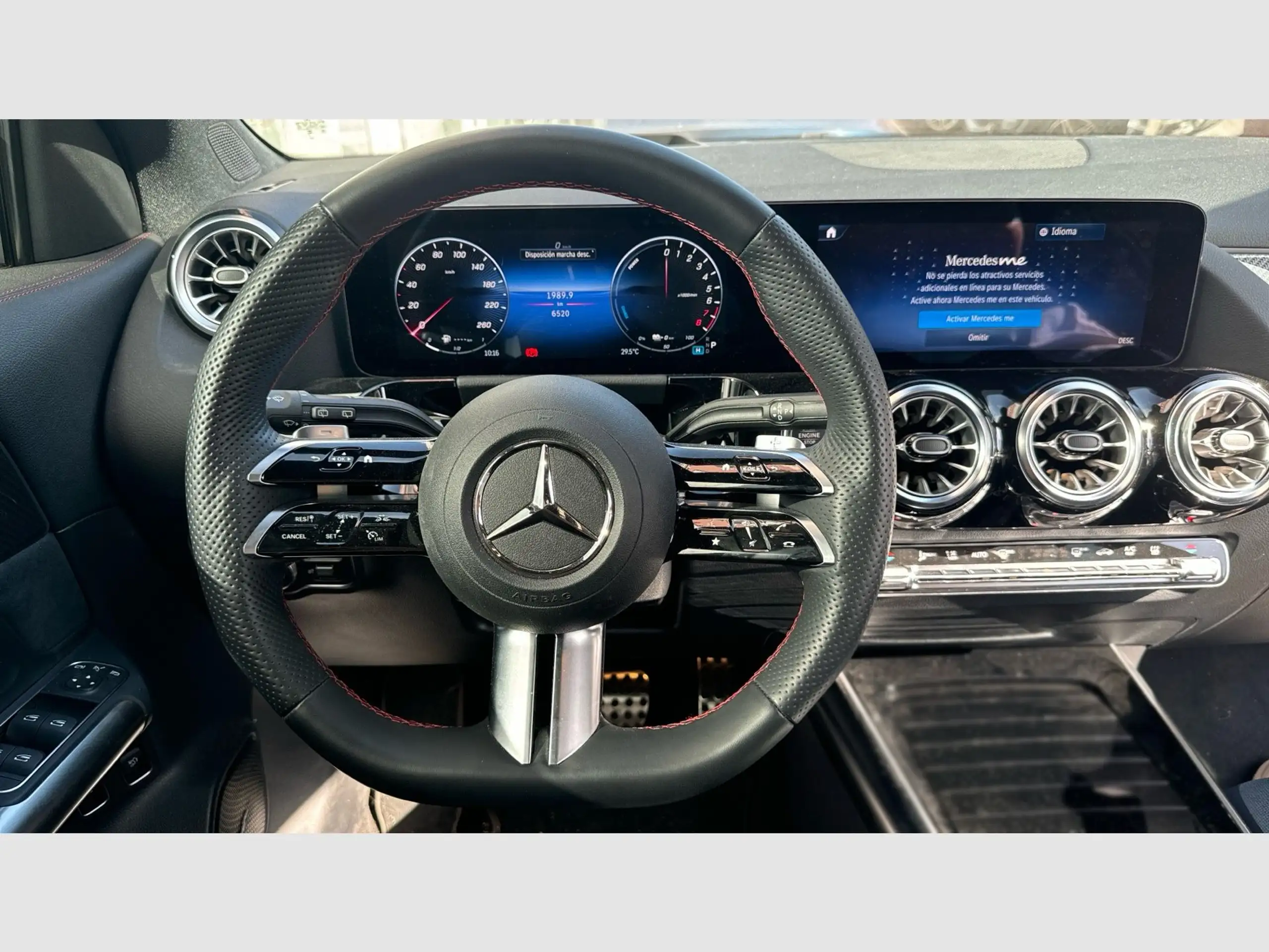 Mercedes-Benz - GLA 250