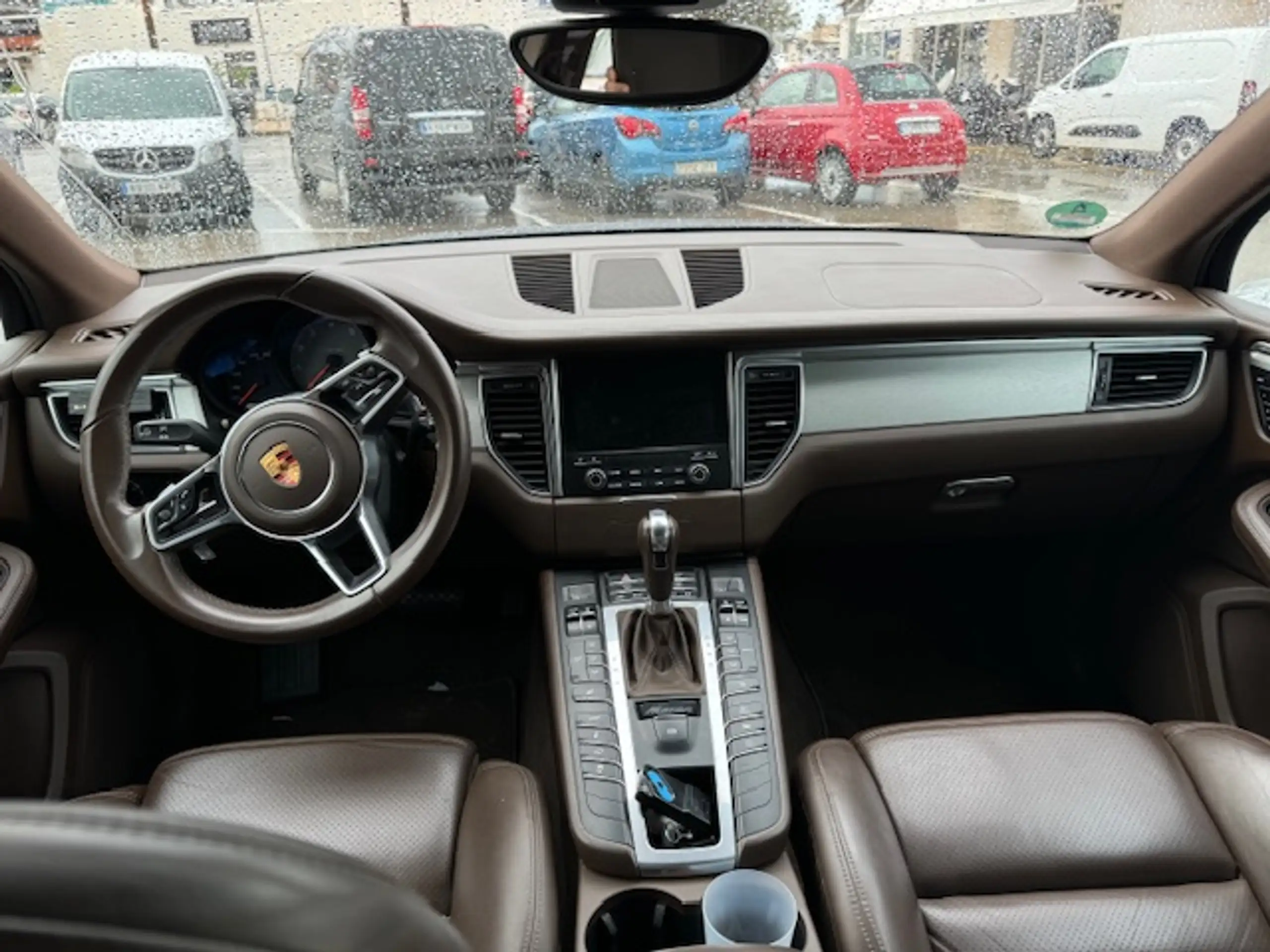 Porsche - Macan