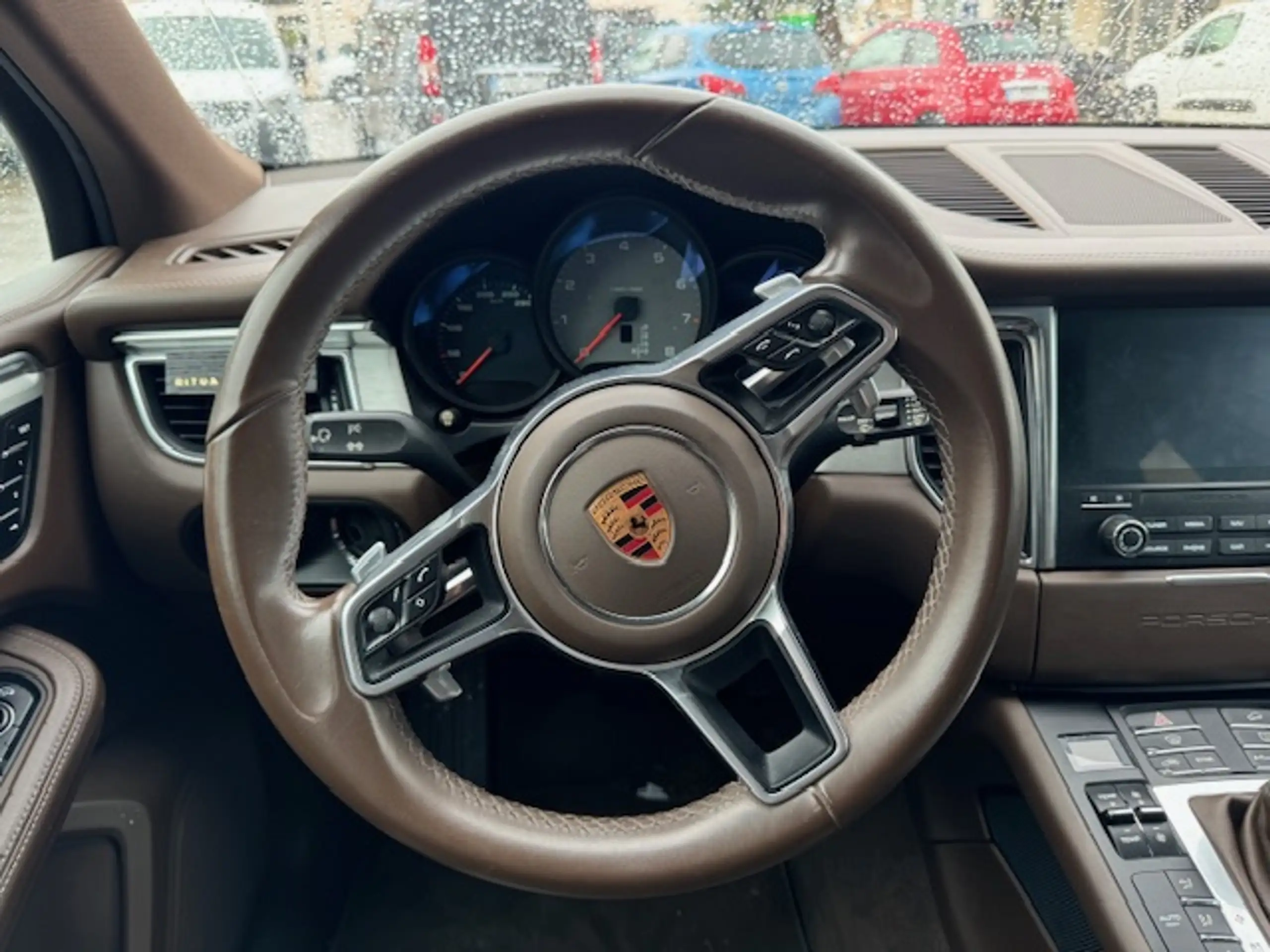 Porsche - Macan