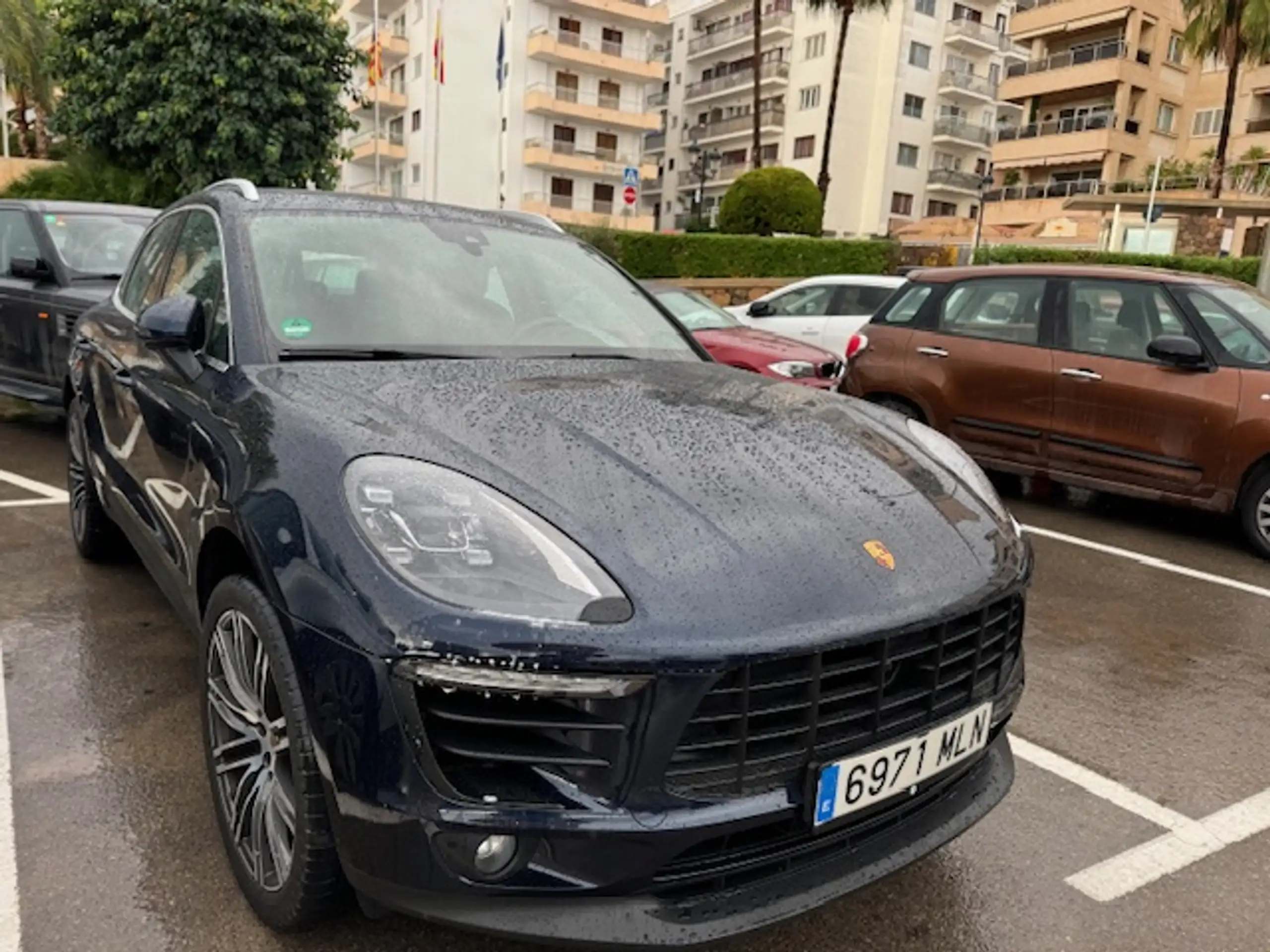 Porsche - Macan