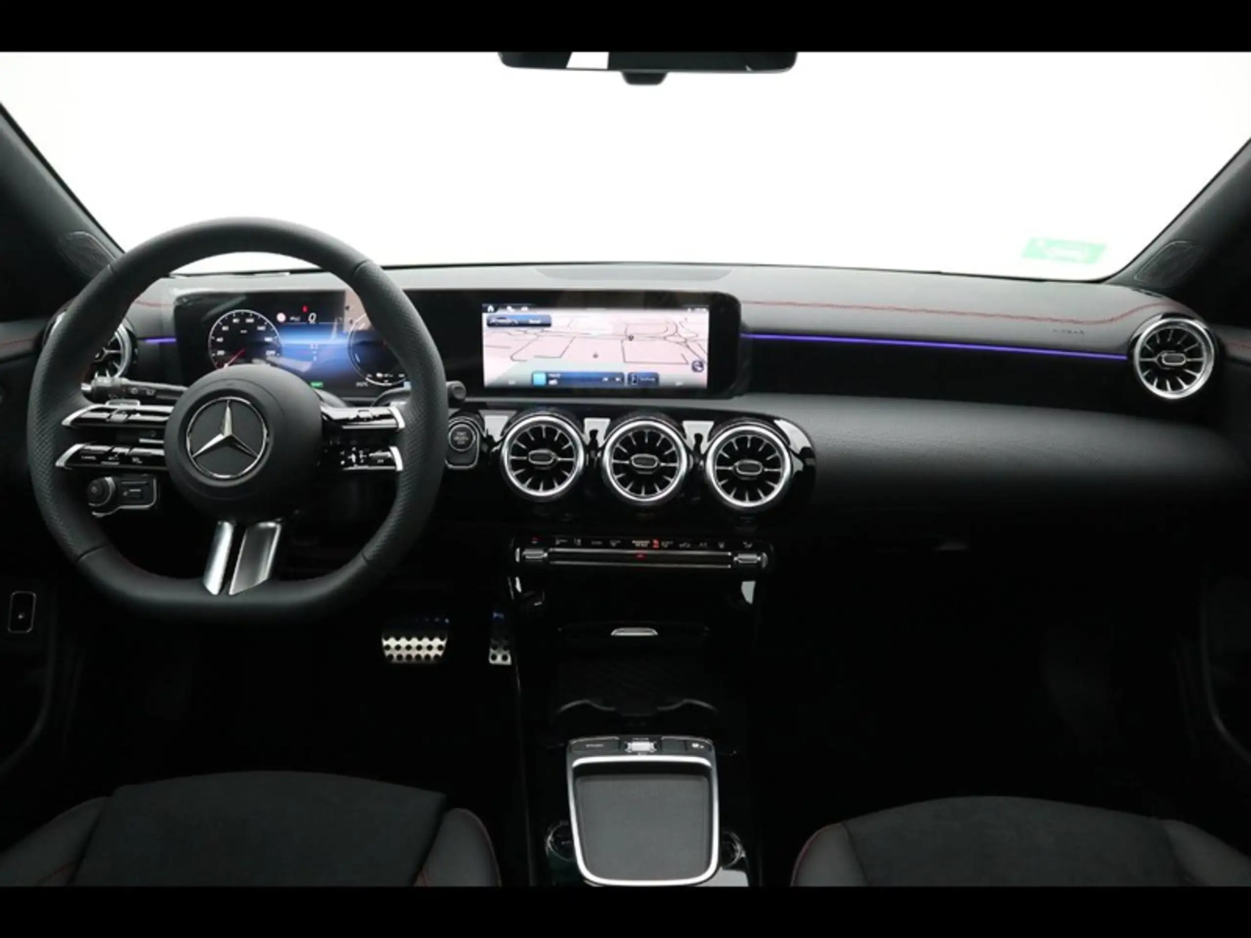 Mercedes-Benz - CLA 250