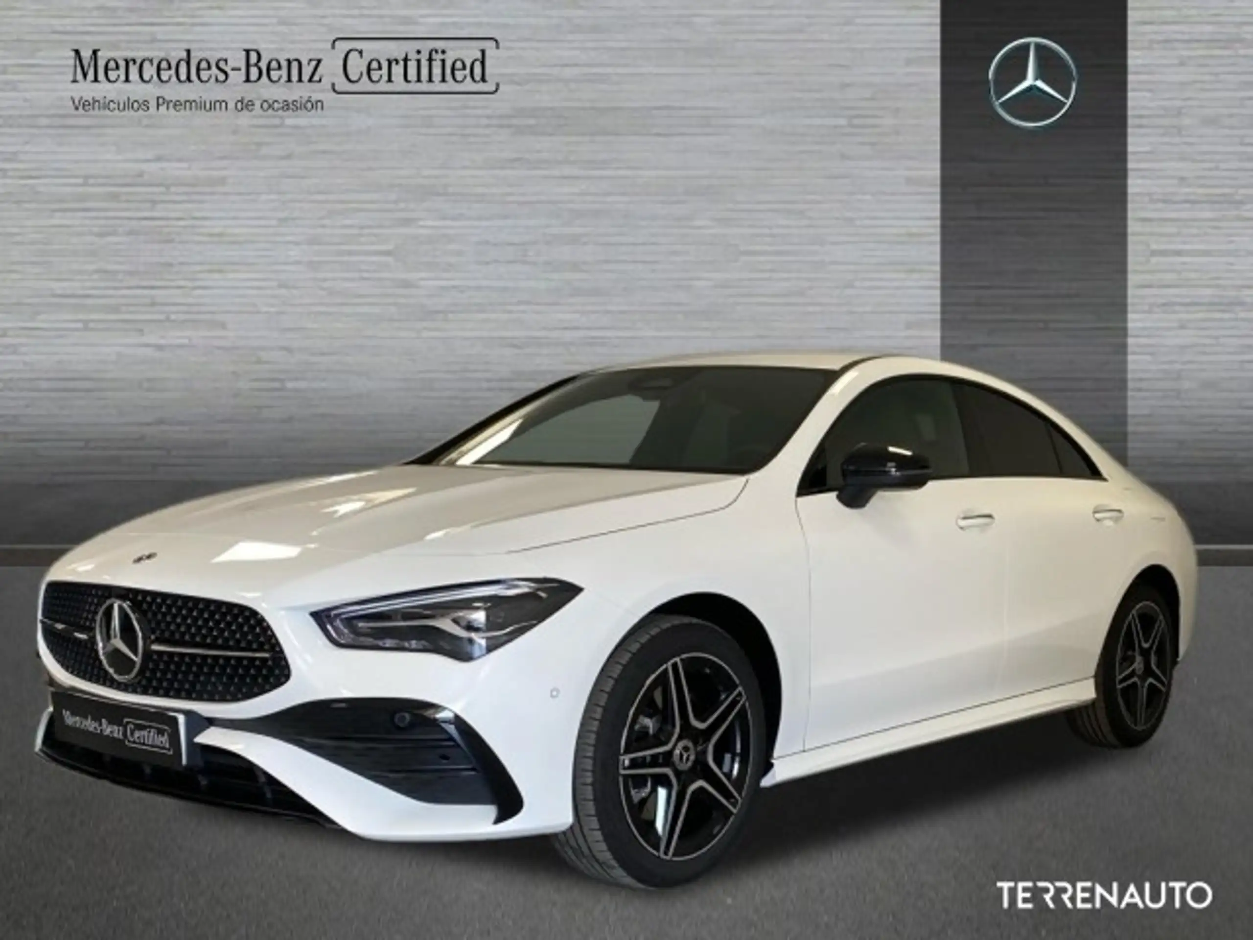 Mercedes-Benz - CLA 250