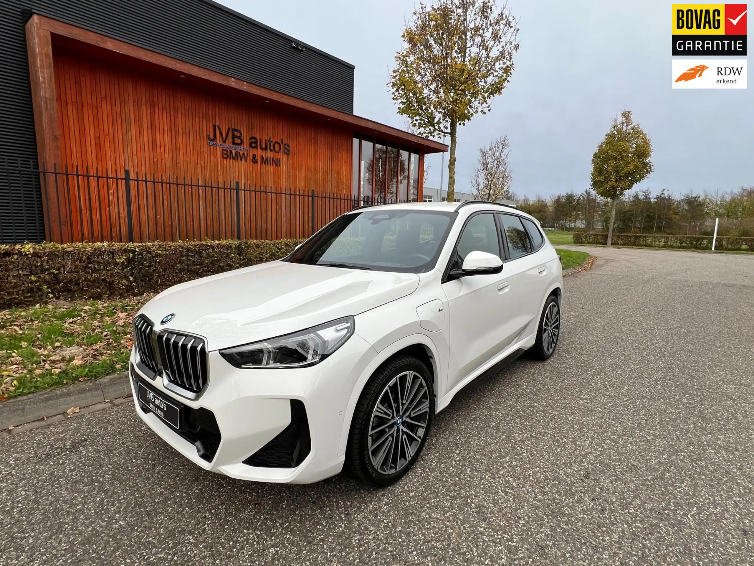 BMW - X1