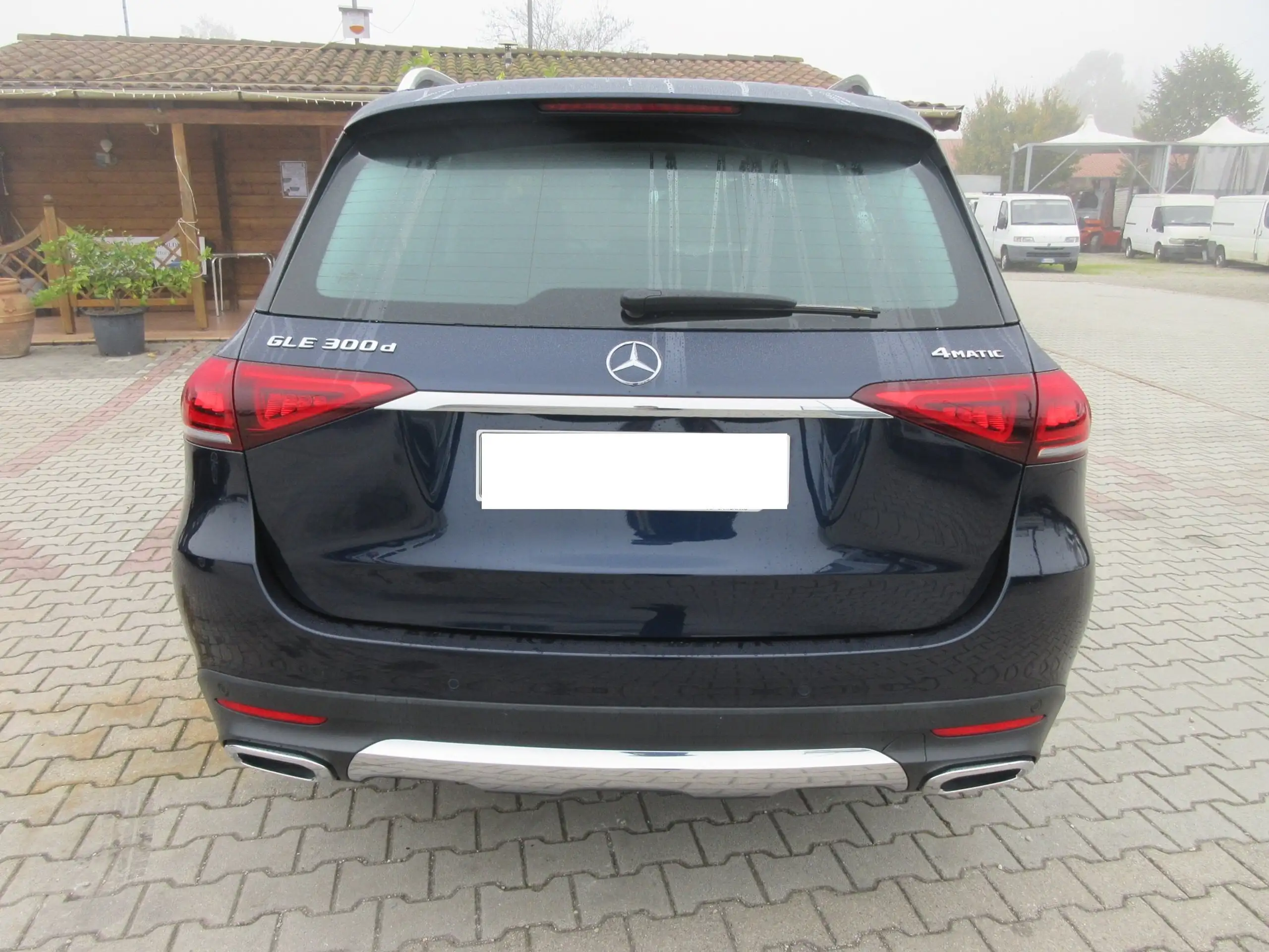 Mercedes-Benz - GLE 300