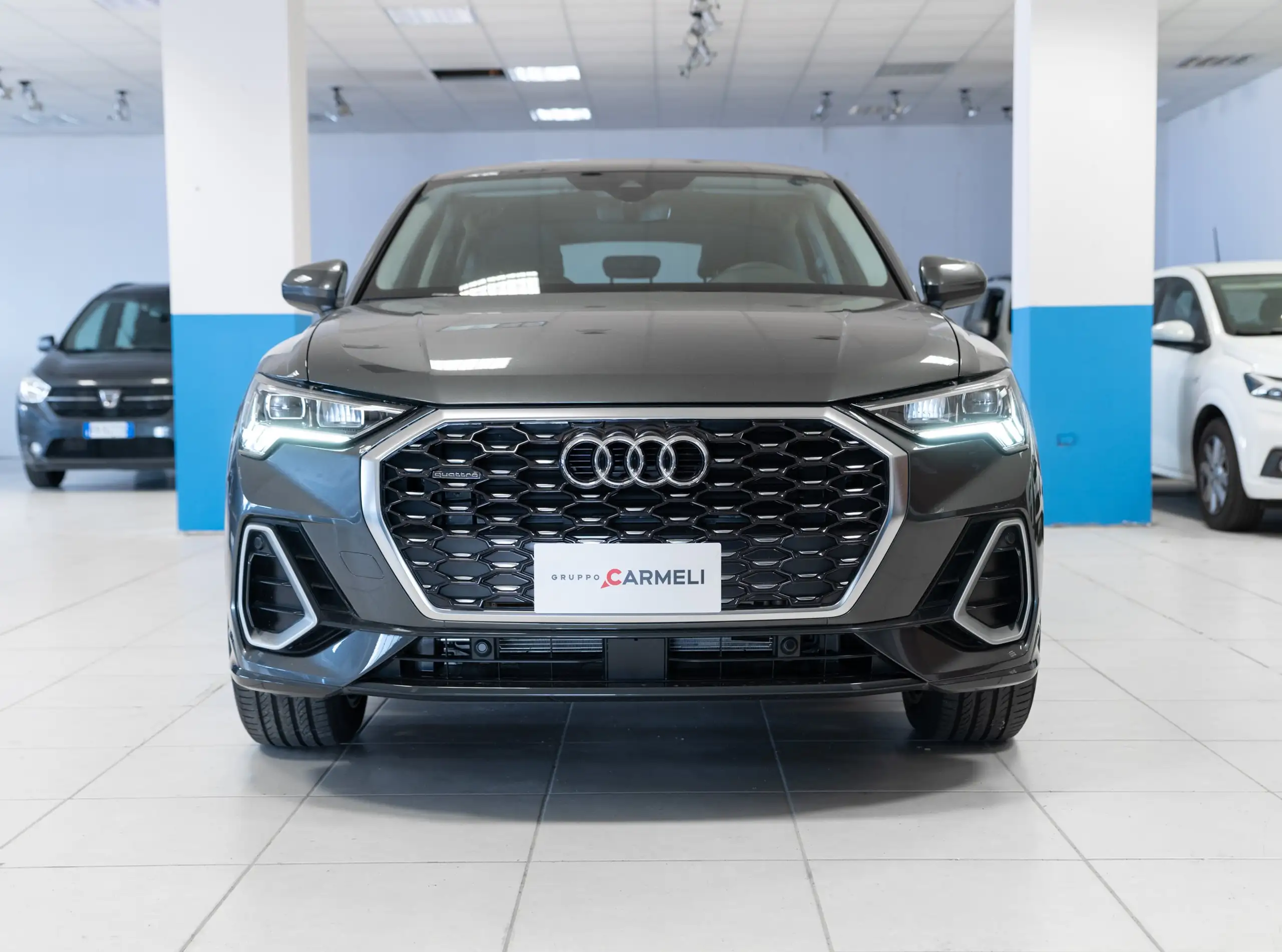 Audi - Q3