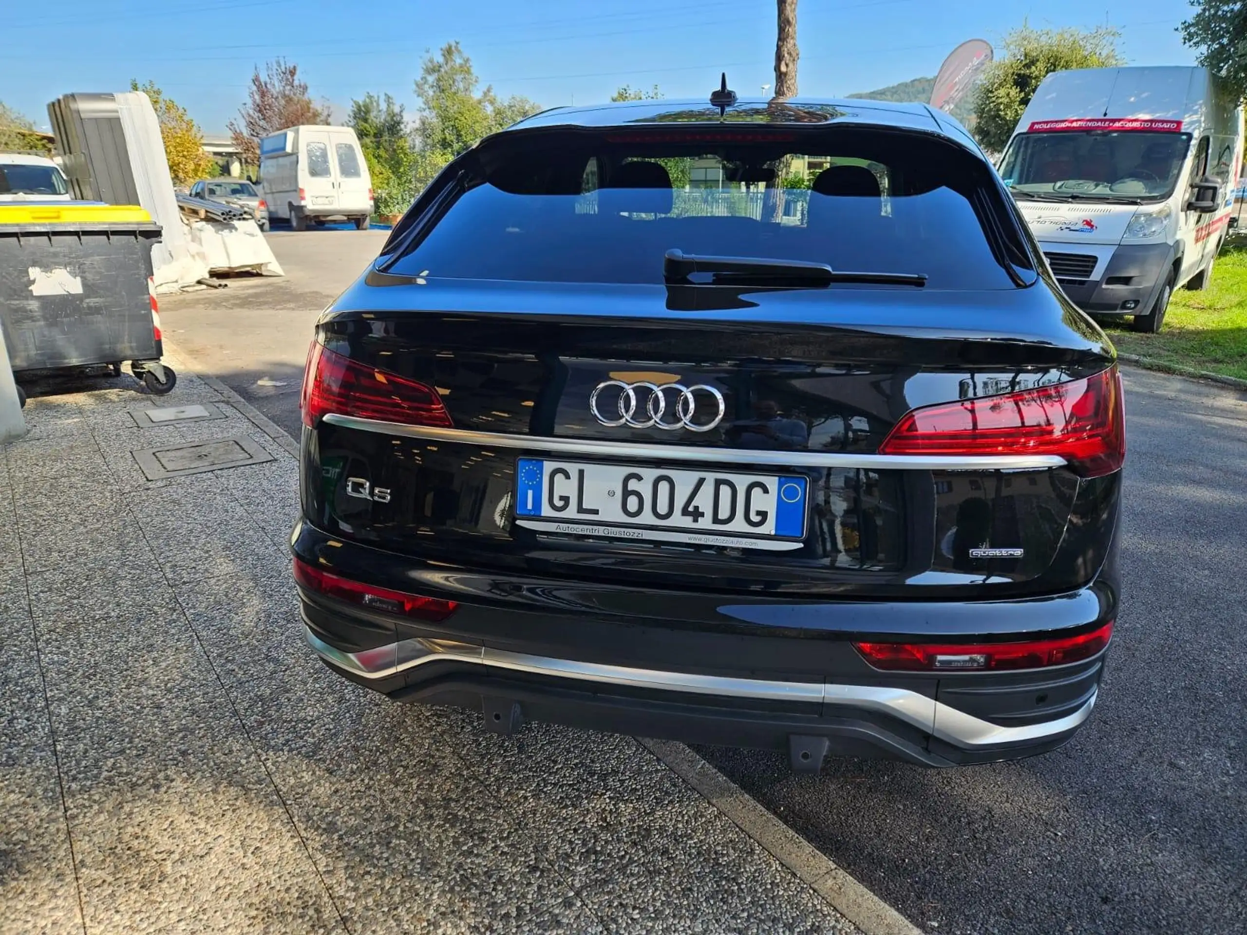 Audi - Q5