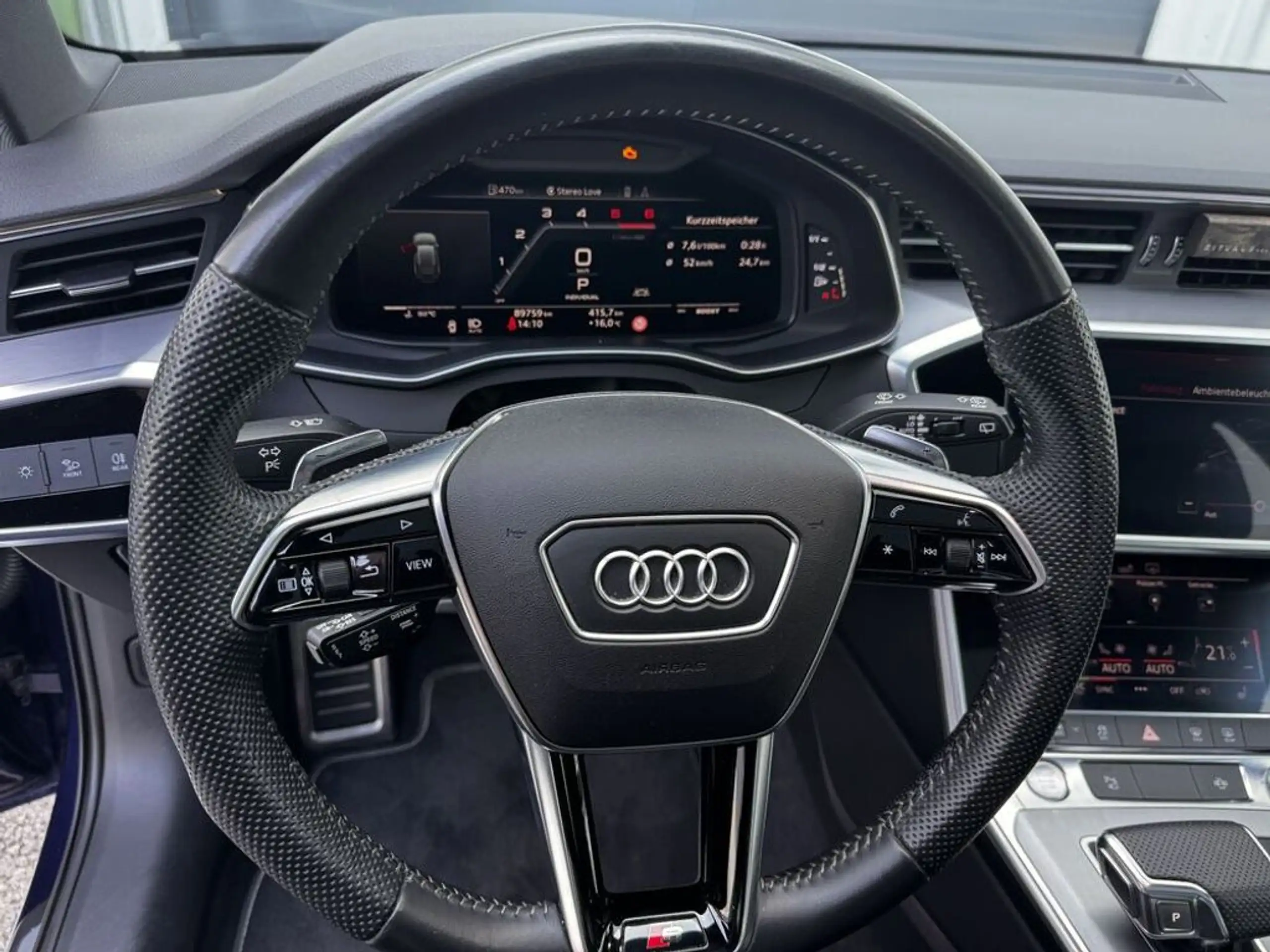 Audi - A6