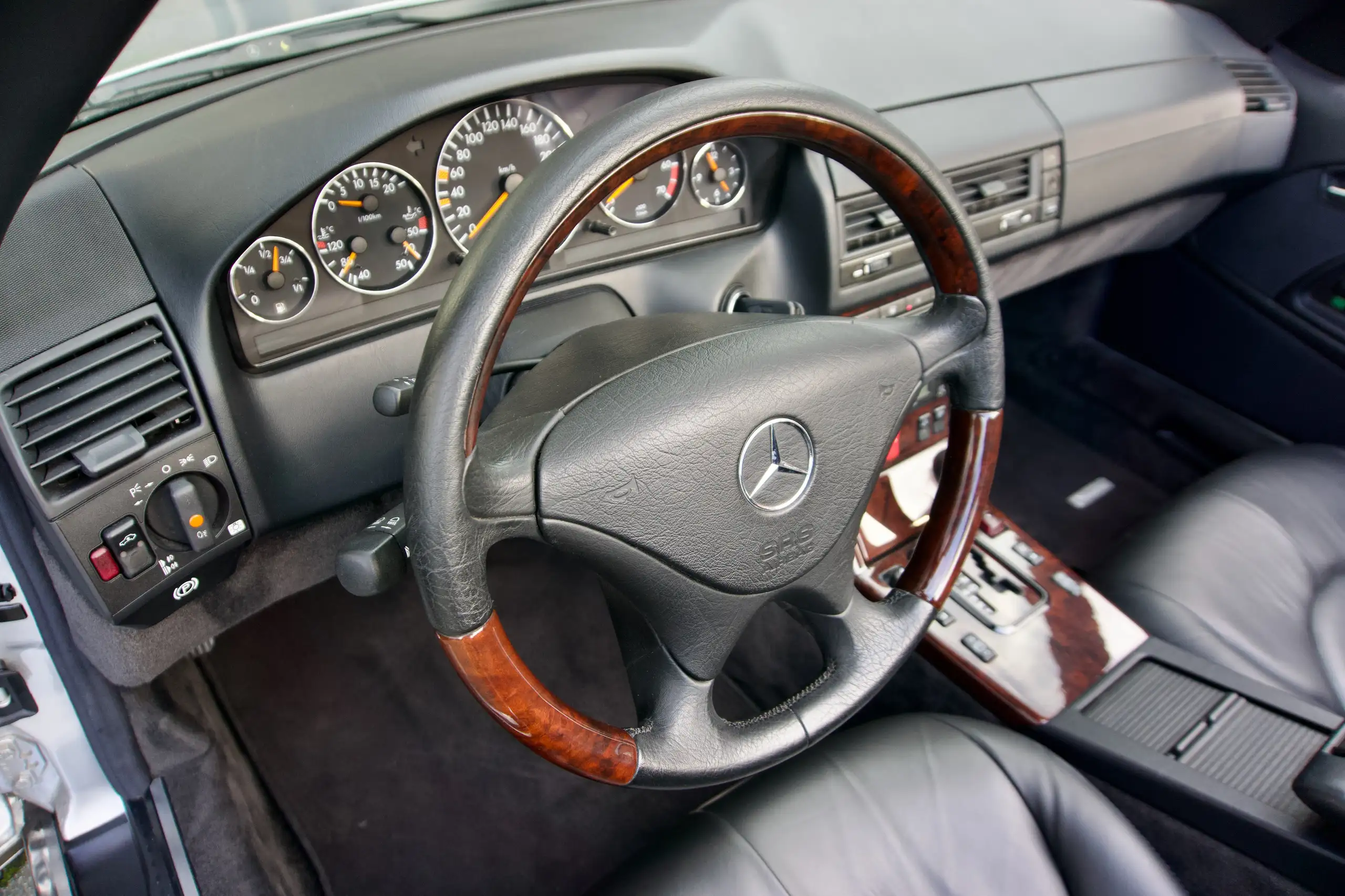 Mercedes-Benz - SL 500