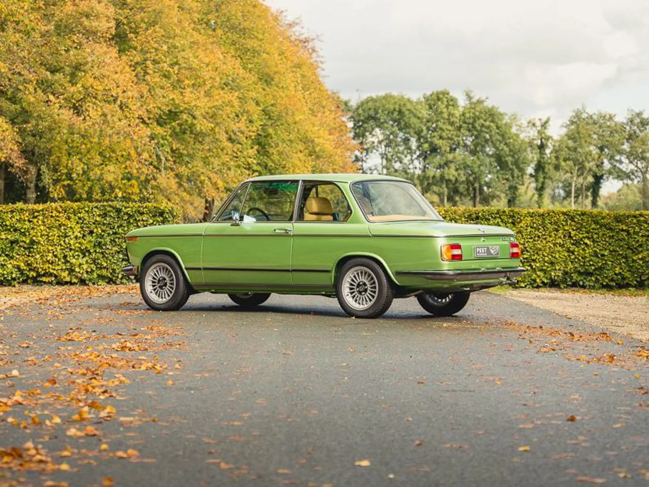 BMW - 2002