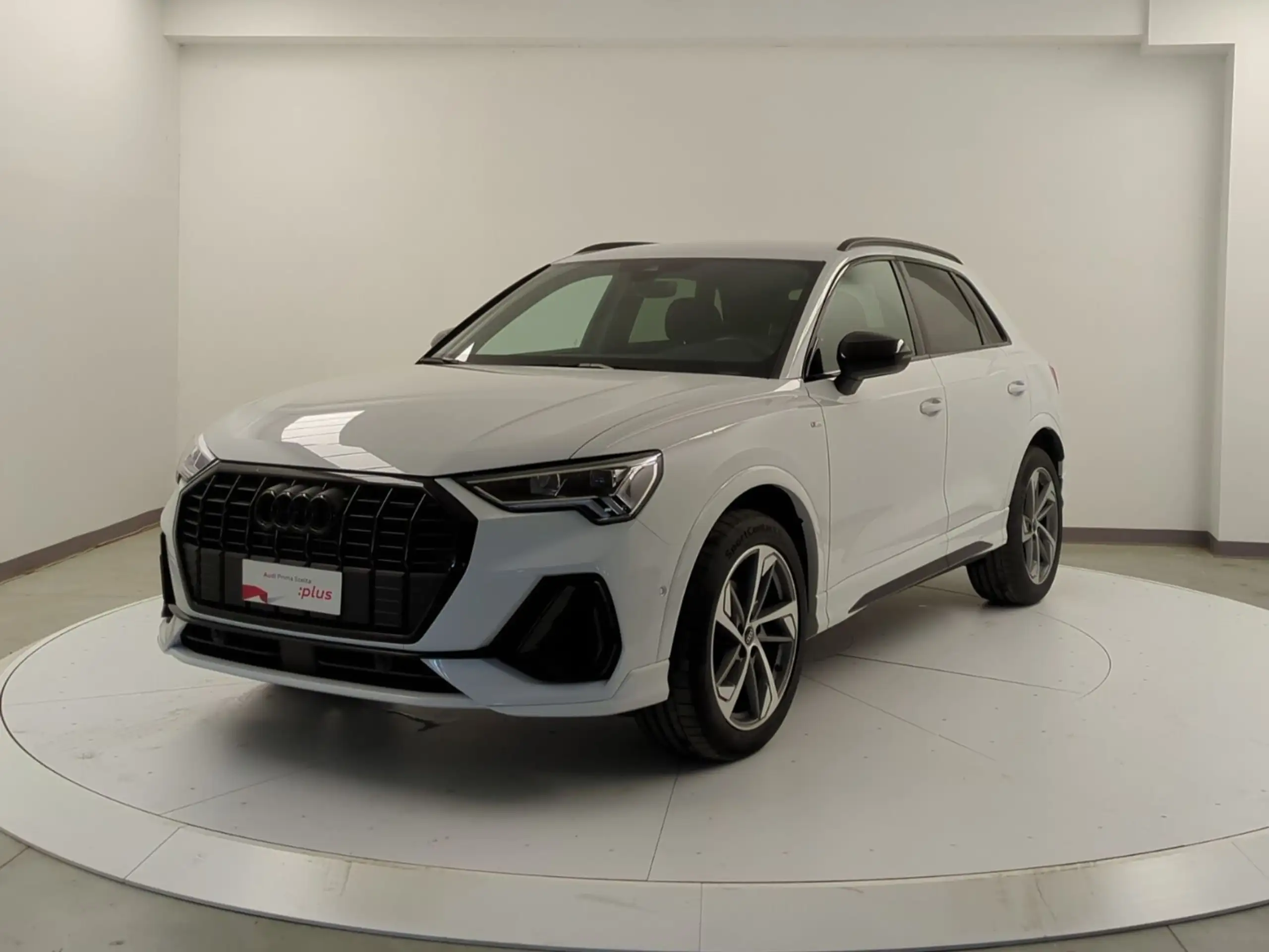 Audi - Q3