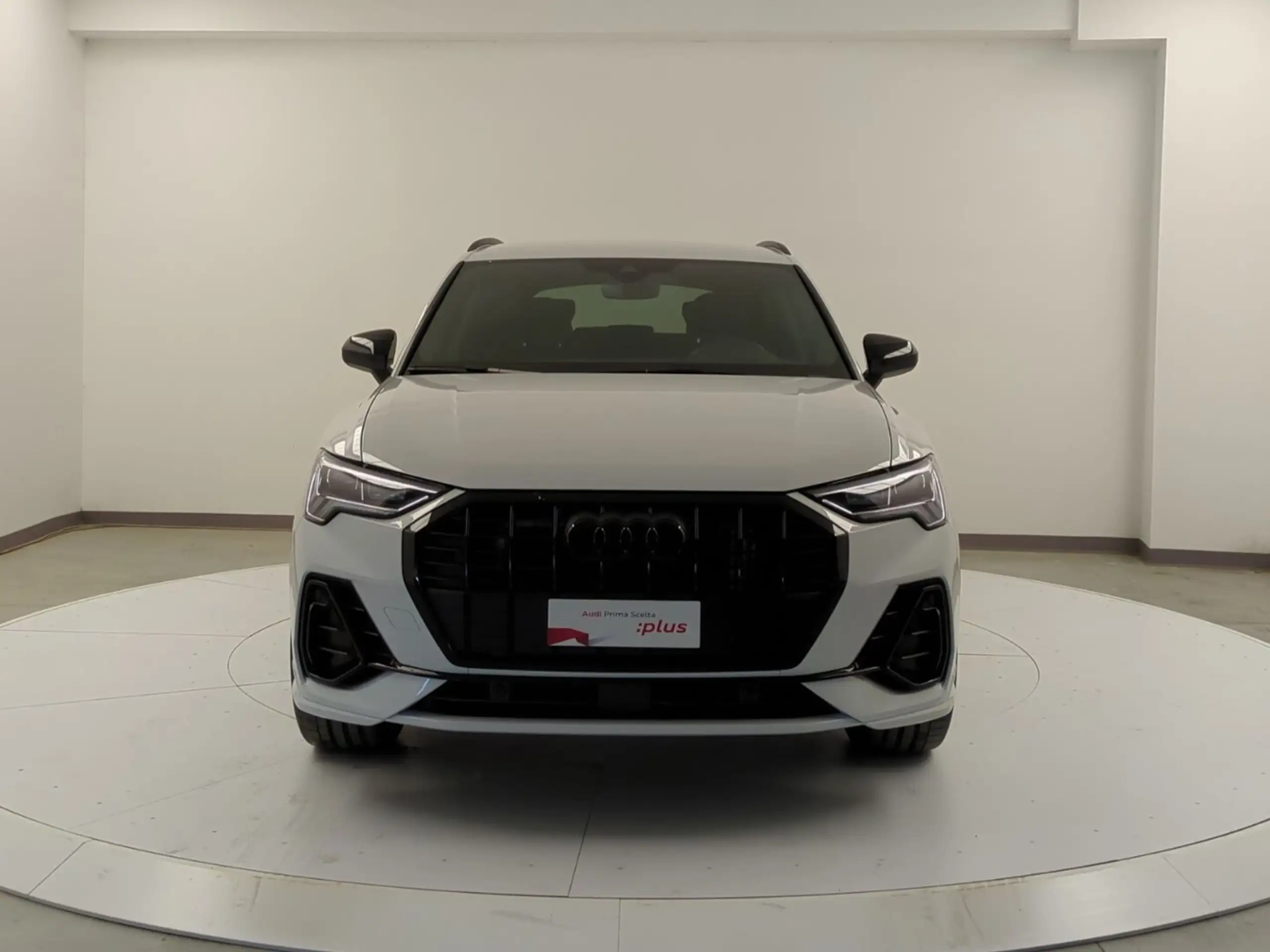 Audi - Q3