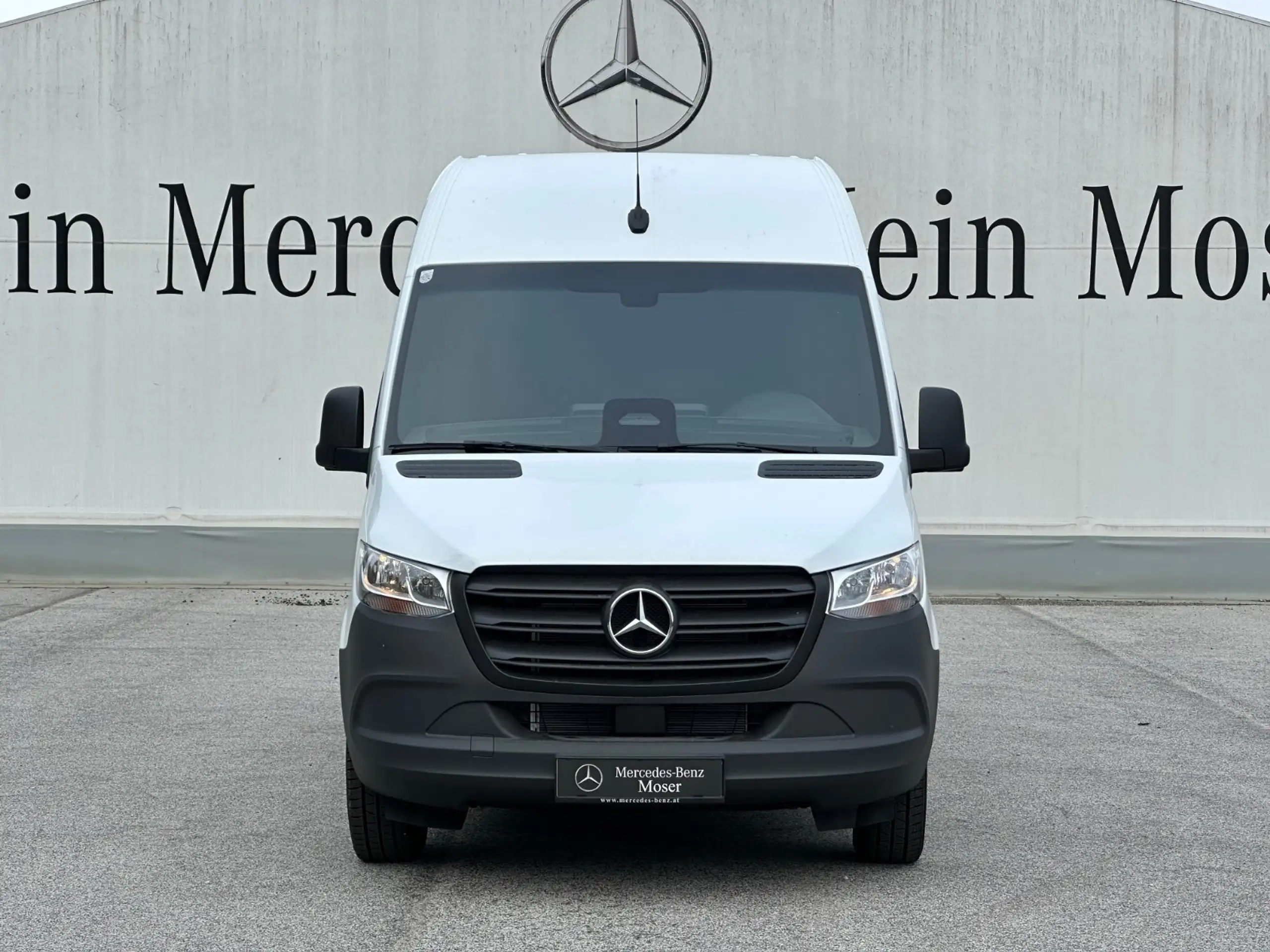 Mercedes-Benz - Sprinter