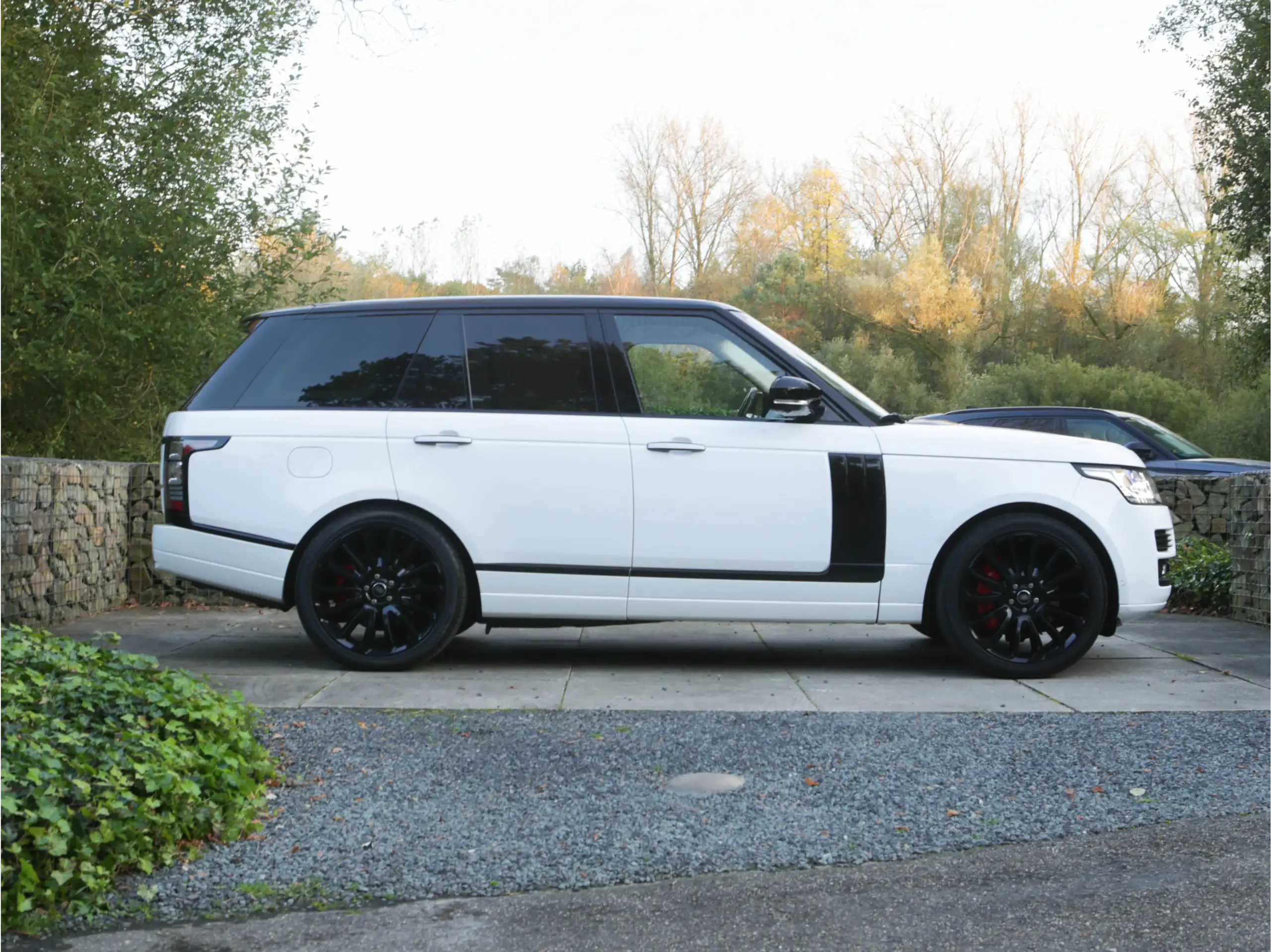 Land Rover - Range Rover