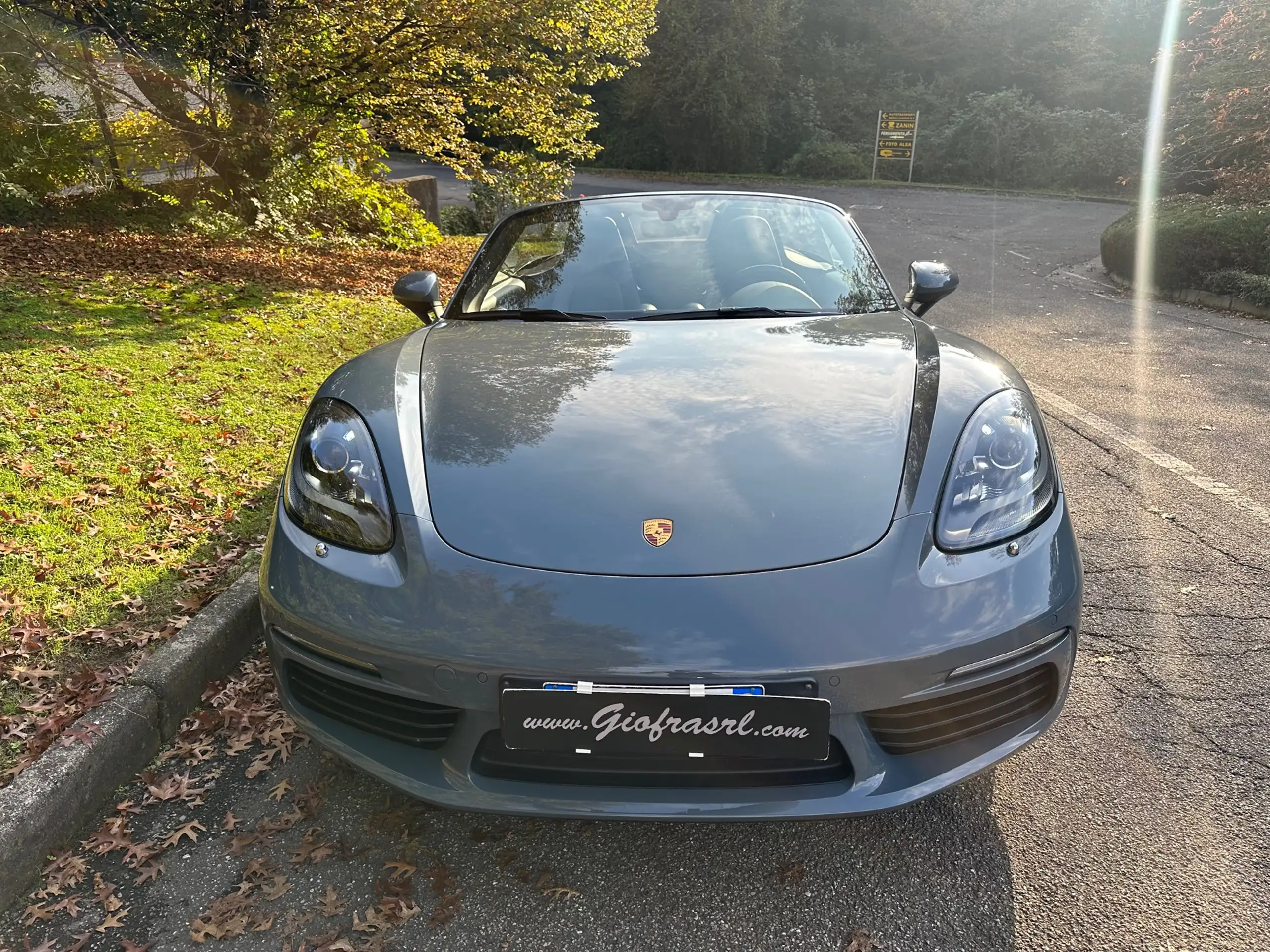 Porsche - Boxster