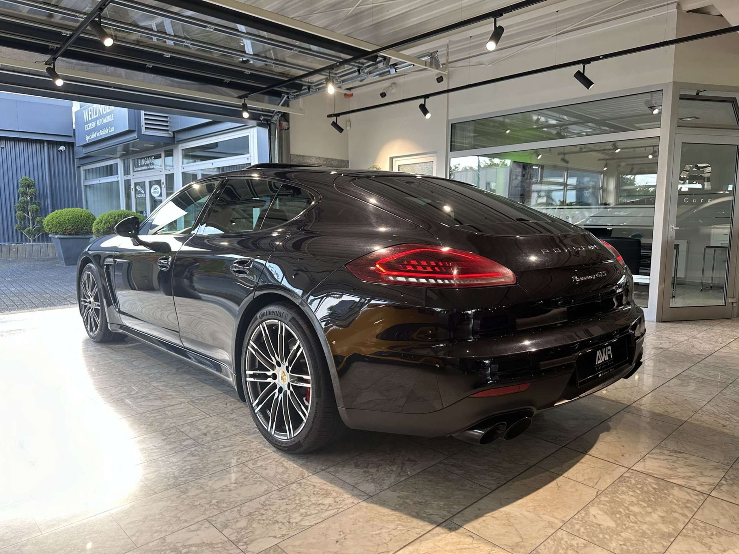 Porsche - Panamera