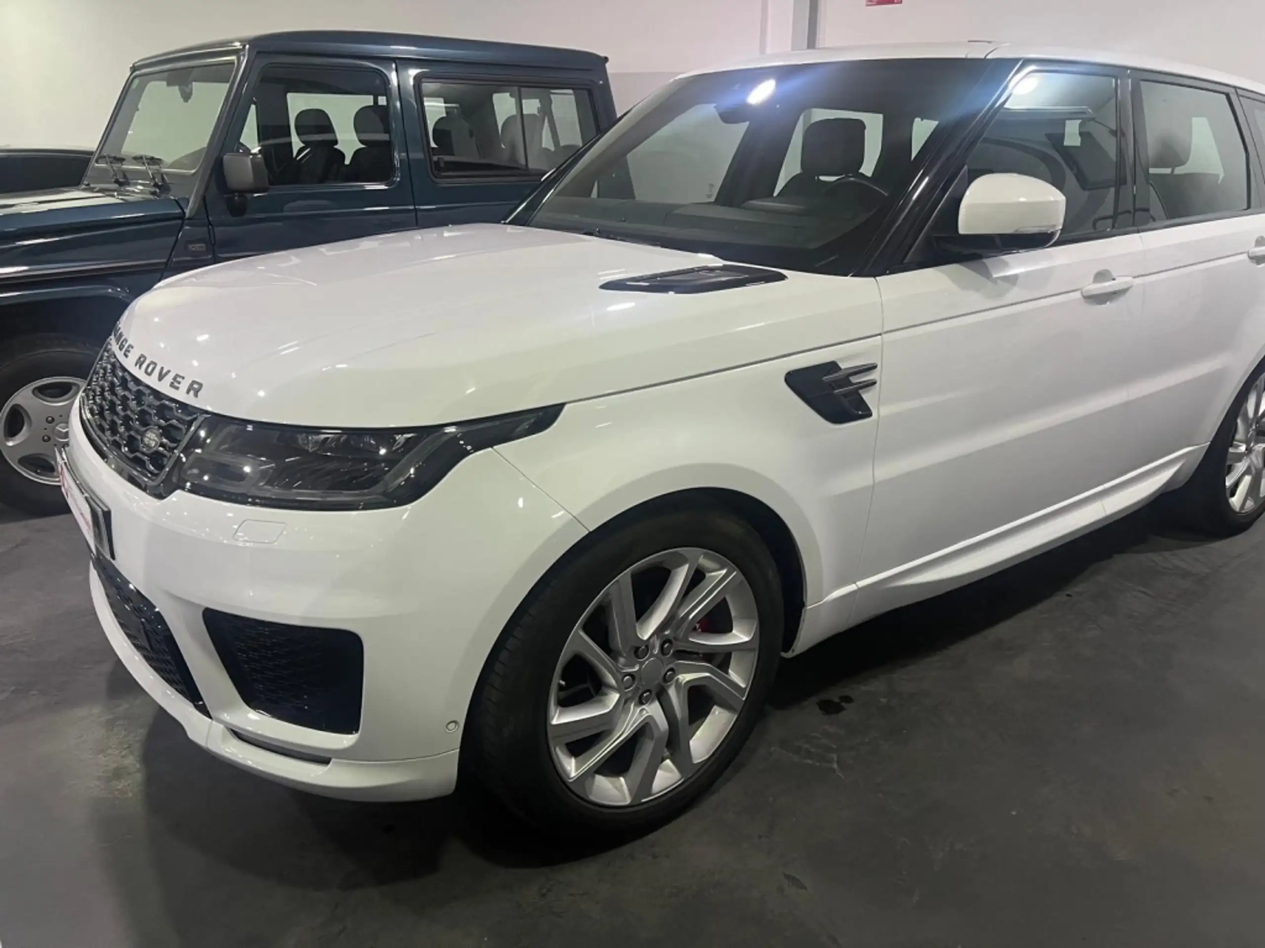 Land Rover - Range Rover Sport