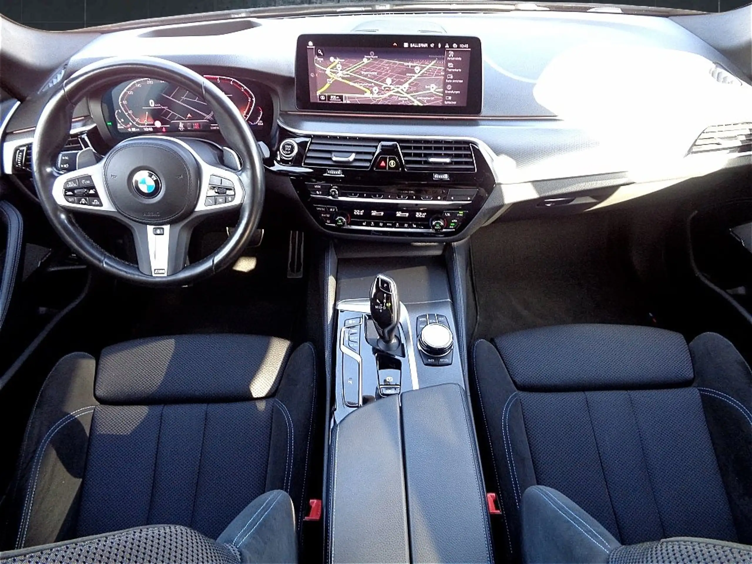 BMW - 540