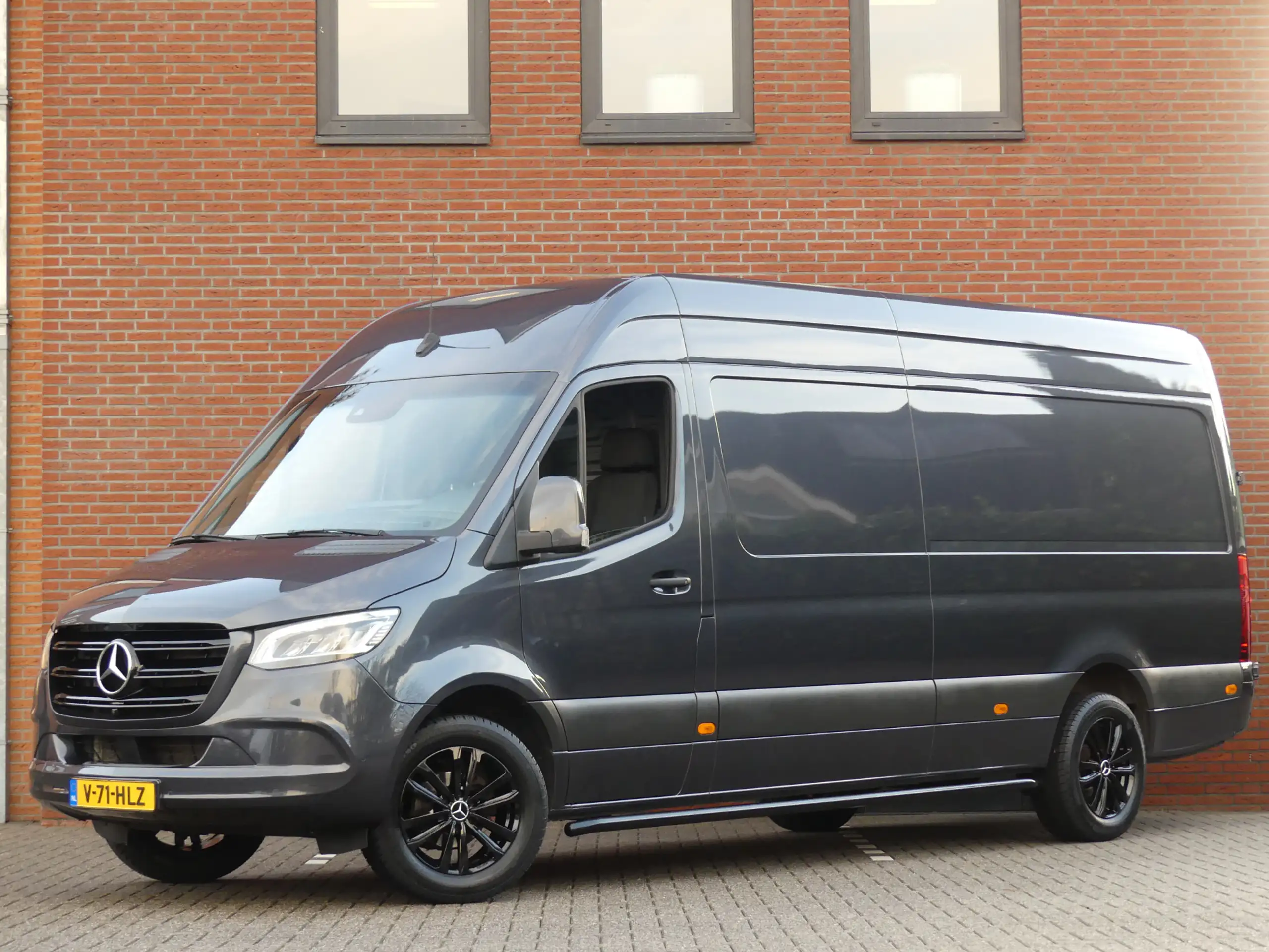 Mercedes-Benz - Sprinter