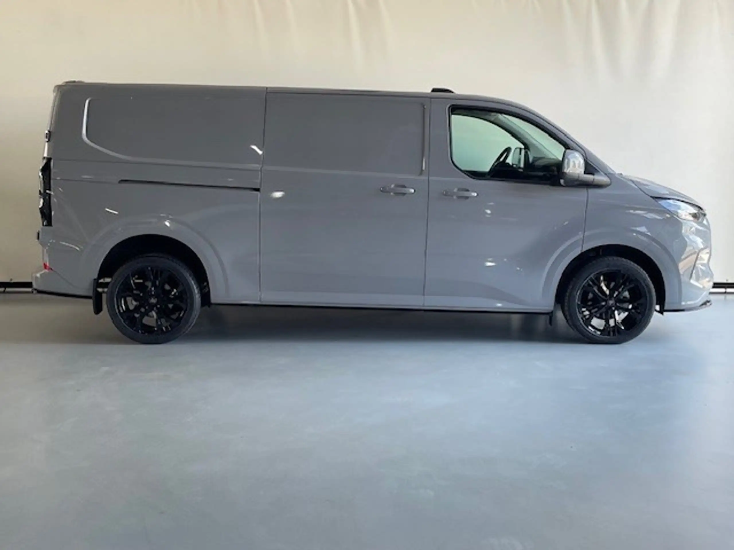 Ford - Transit Custom