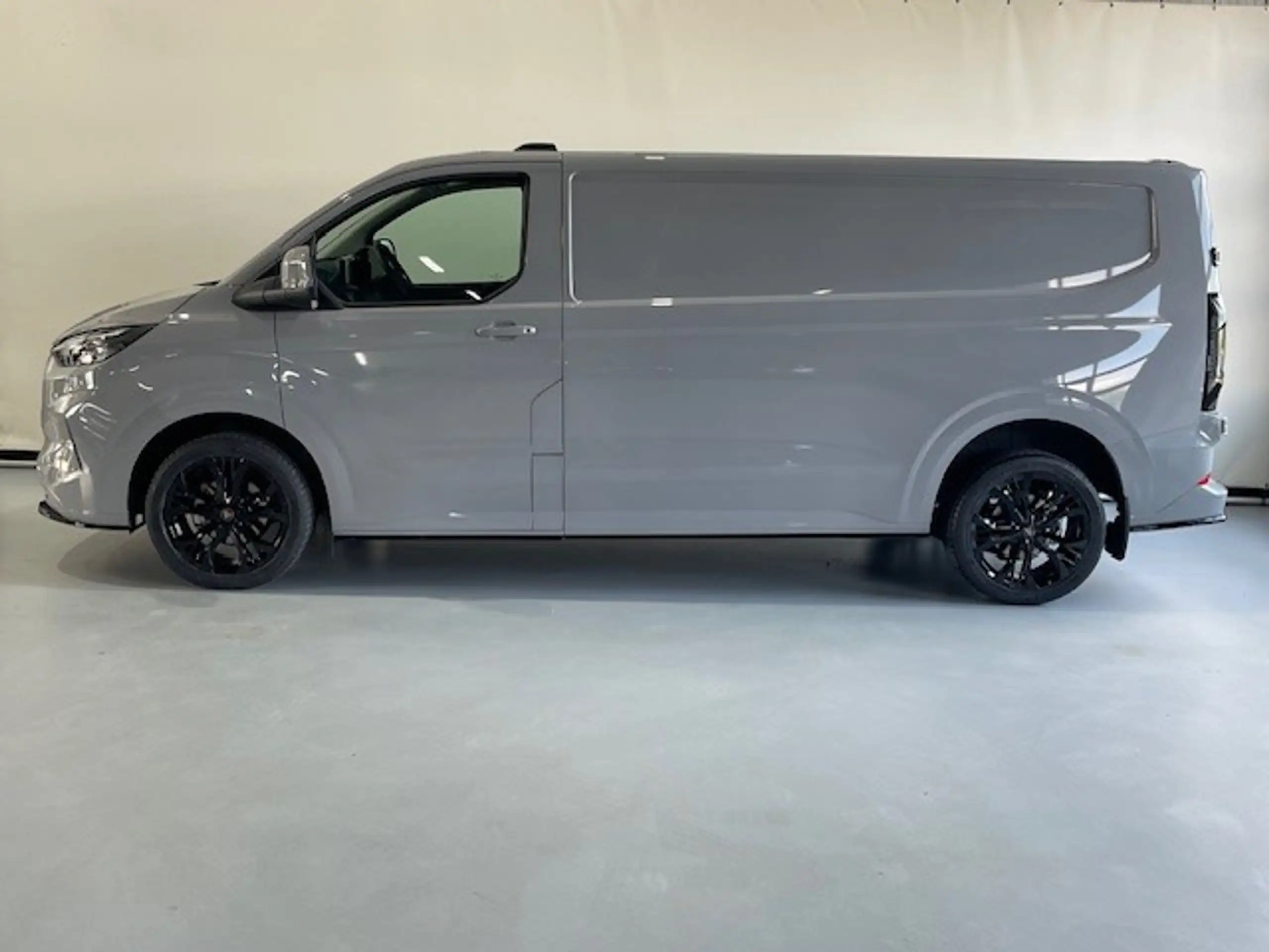 Ford - Transit Custom