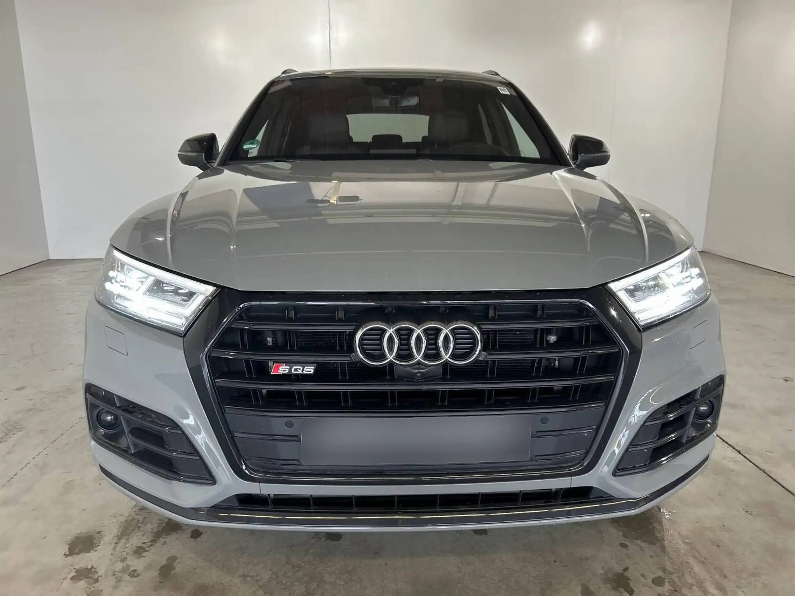 Audi - SQ5