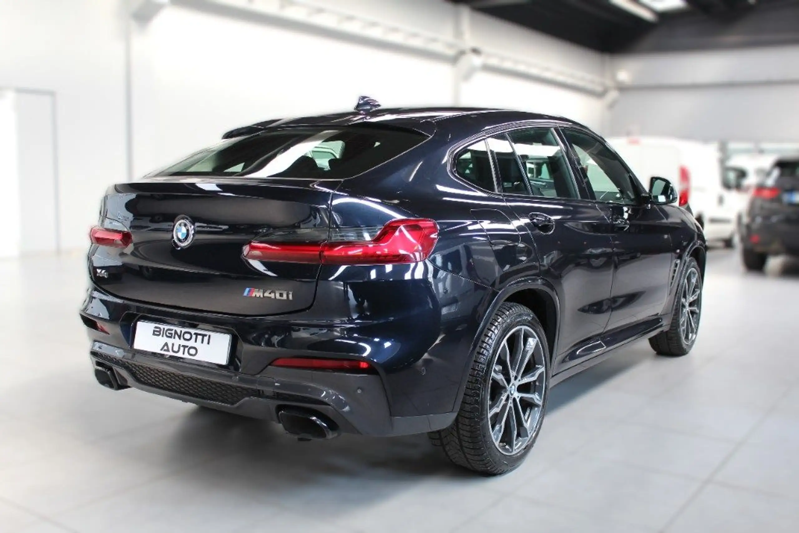 BMW - X4 M