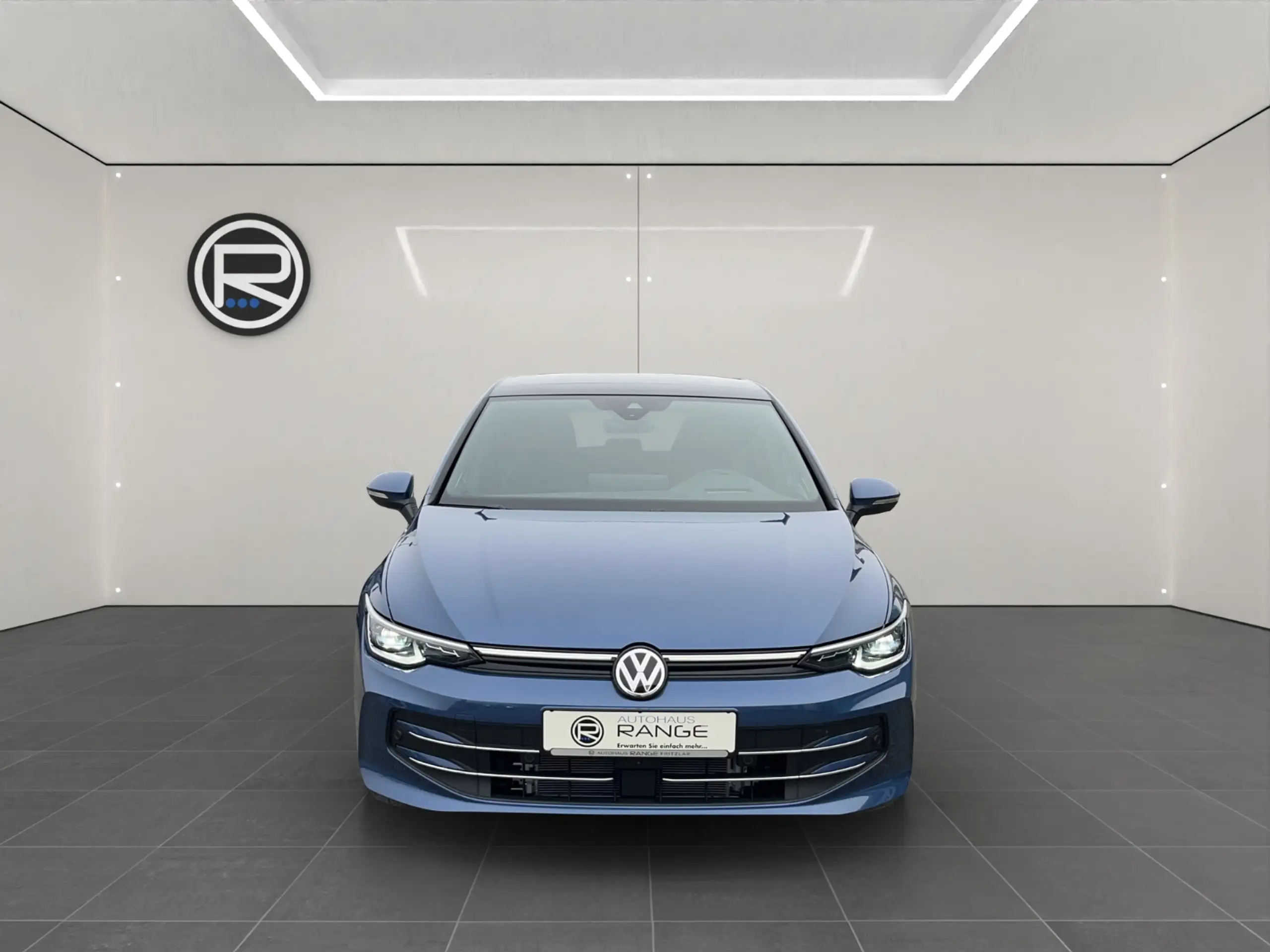 Volkswagen - Golf