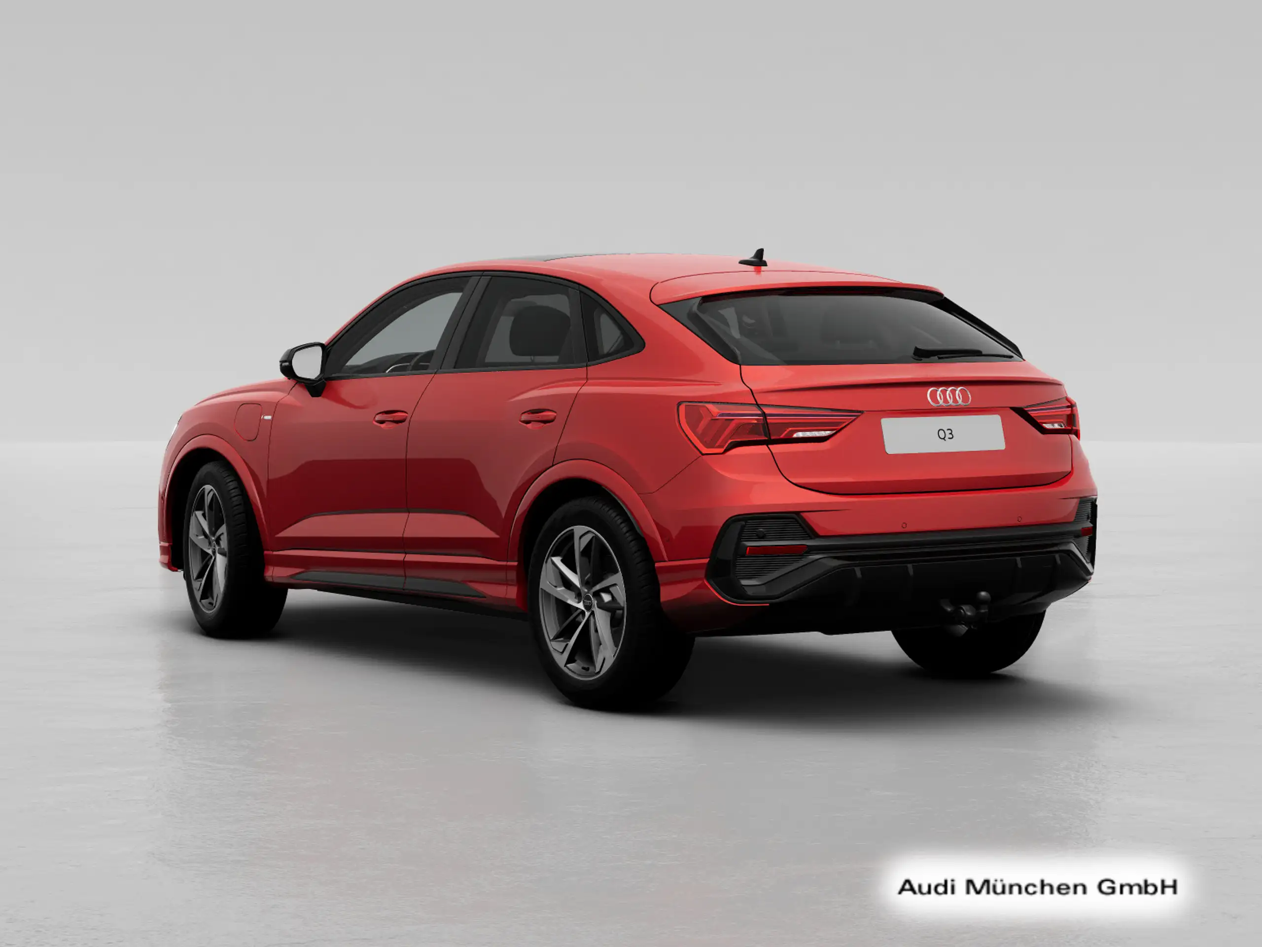 Audi - Q3