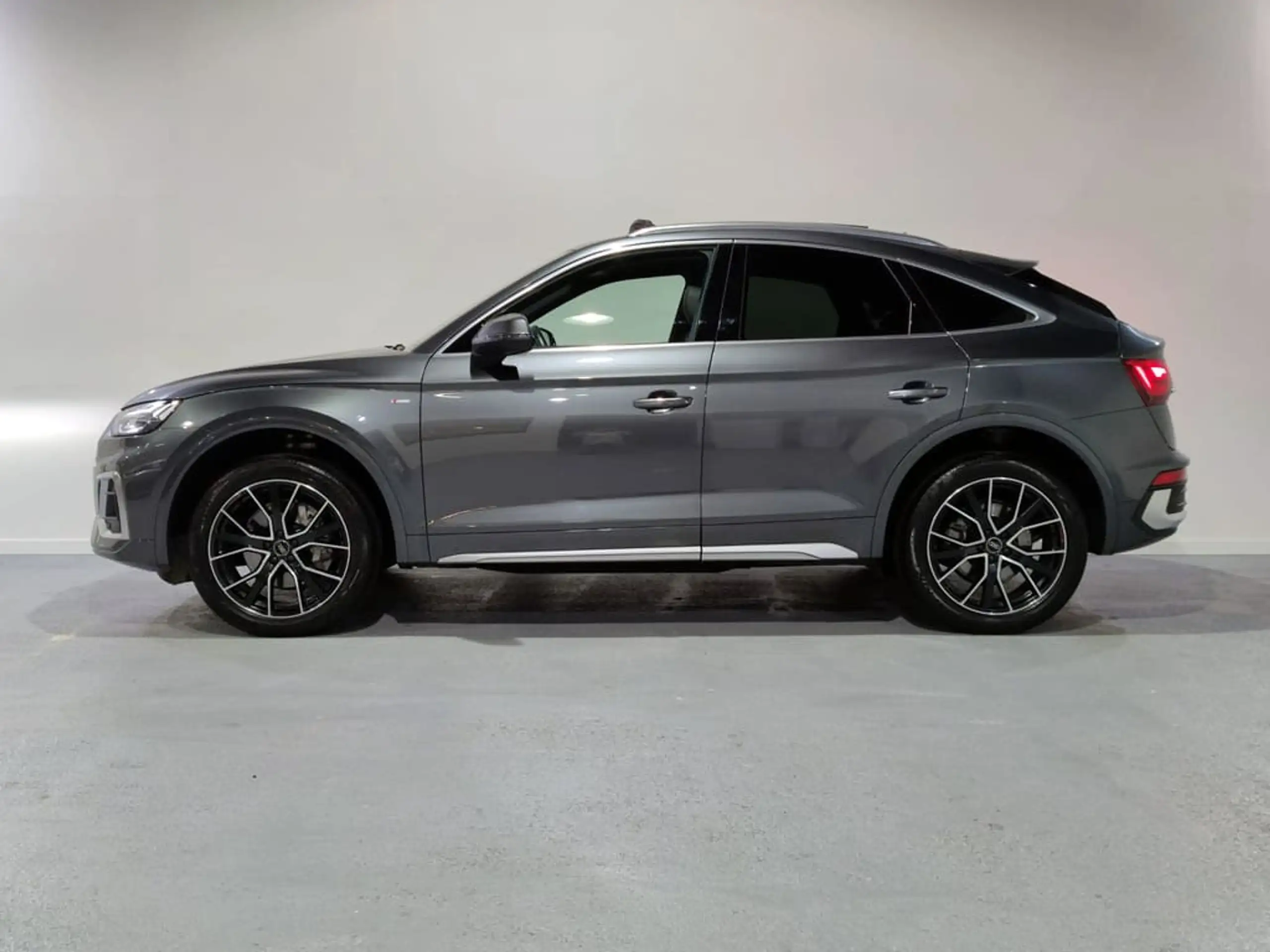 Audi - Q5