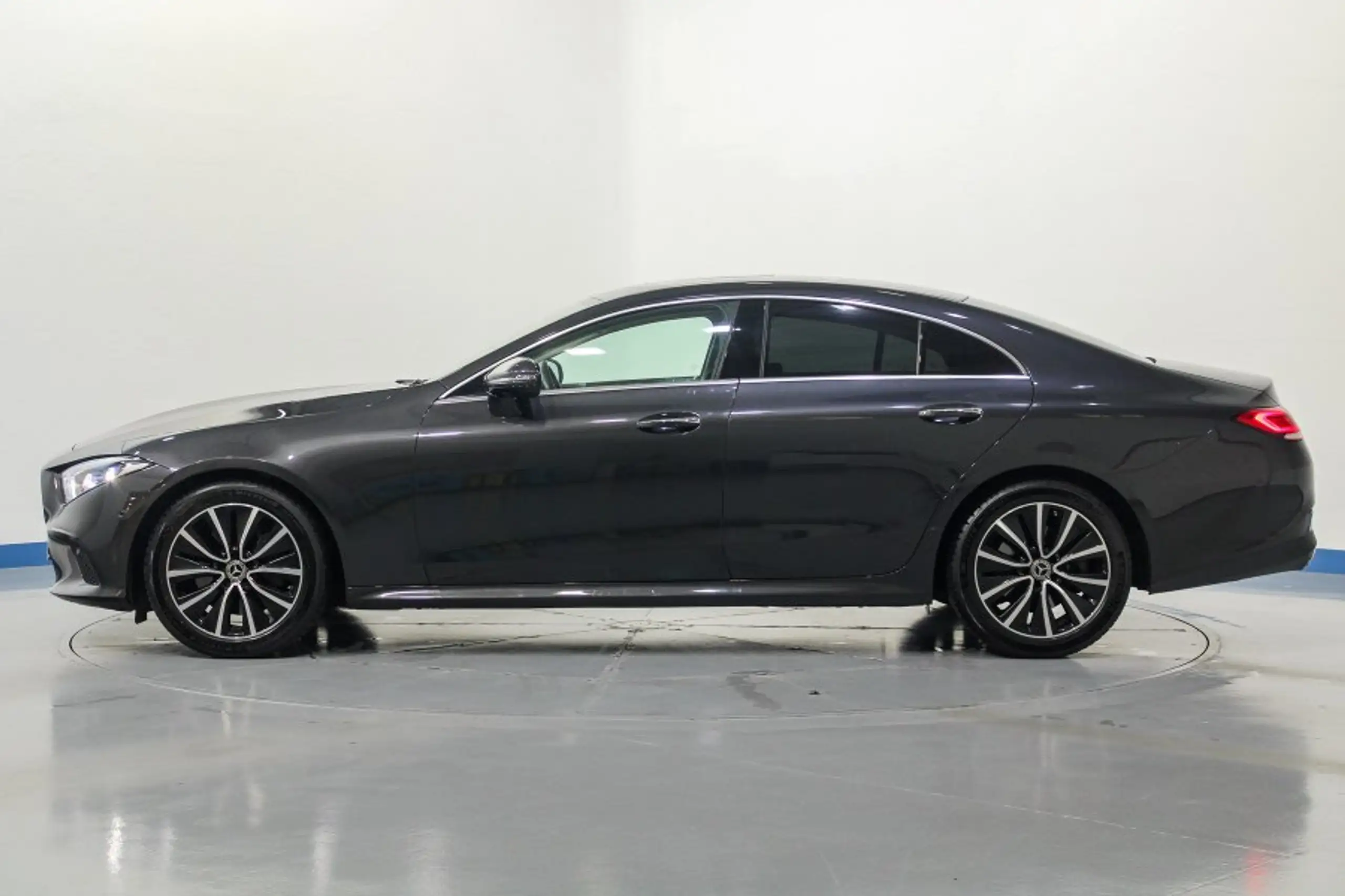 Mercedes-Benz - CLS 350