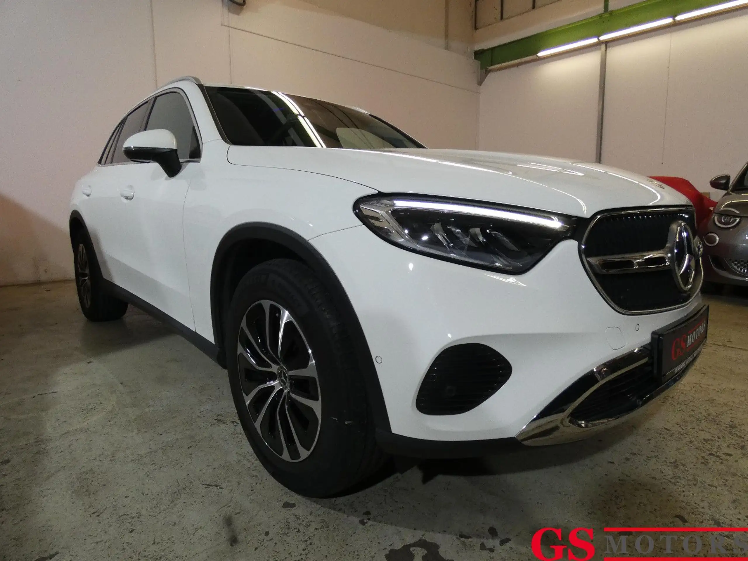 Mercedes-Benz - GLC 220